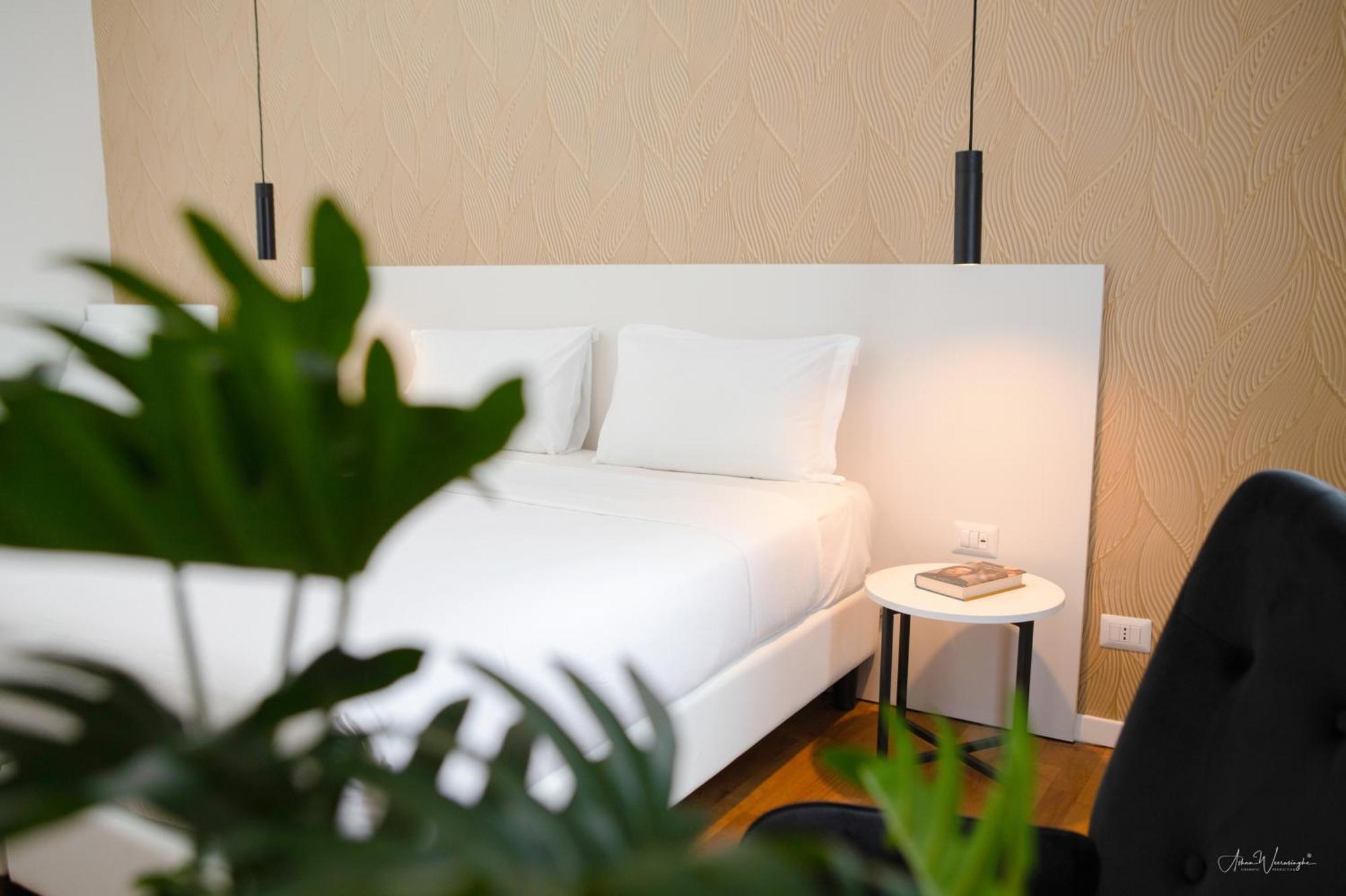 Magikrooms Topaz Roma