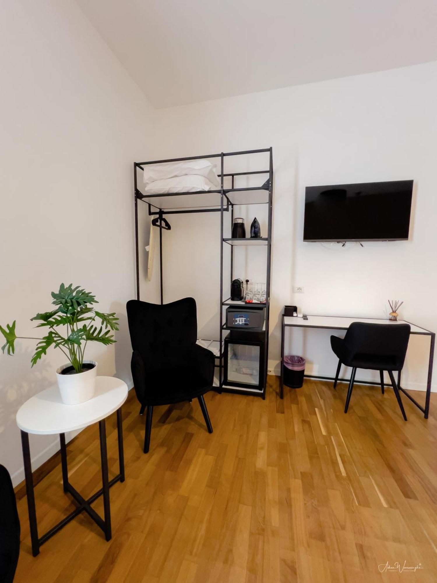 Magikrooms Topaz Roma
