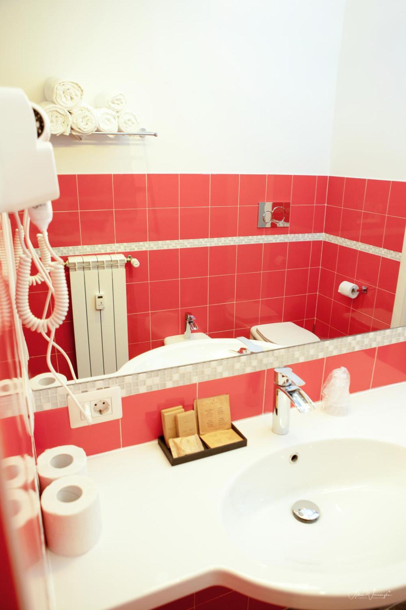 Affittacamere Magikrooms Topaz *