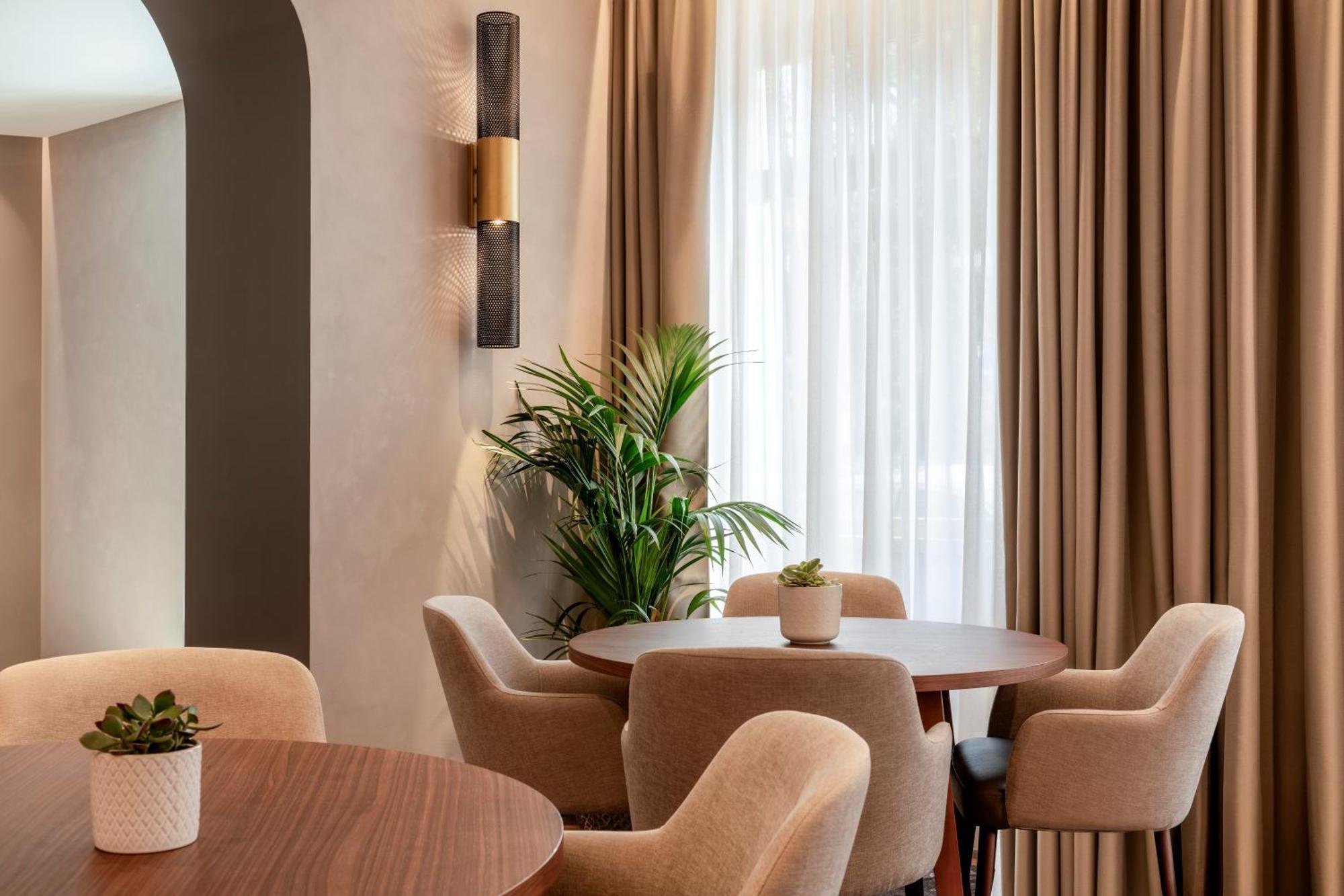 Hotell Ac By Marriott Clodio 4*