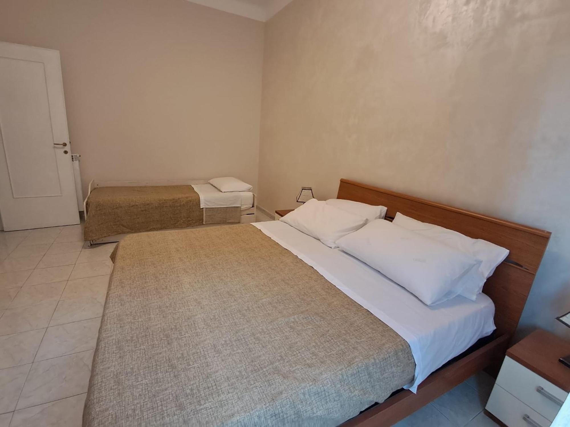 Beds Portamaggiore - Ex Happy House * Rome