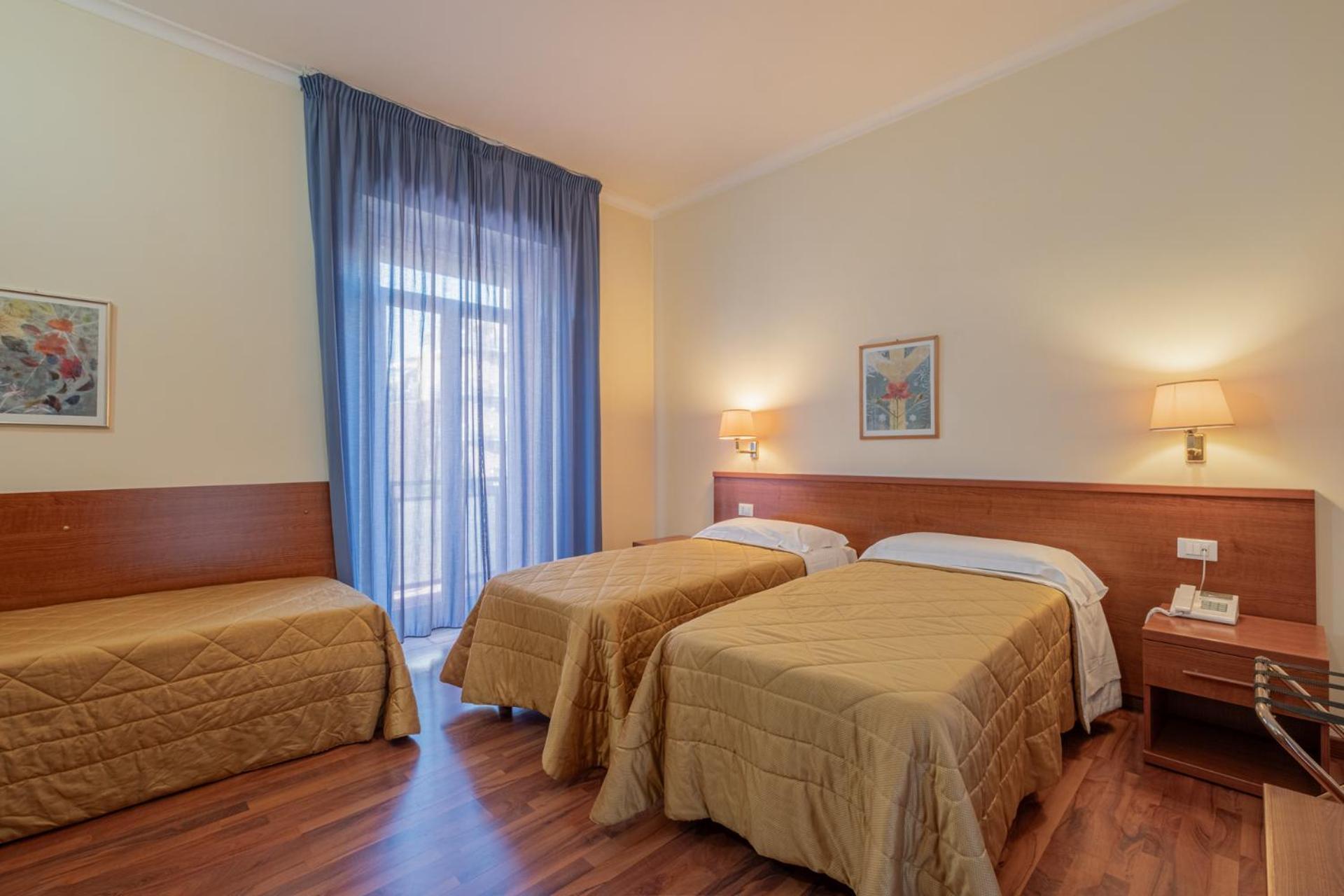 Monte 3* Roma