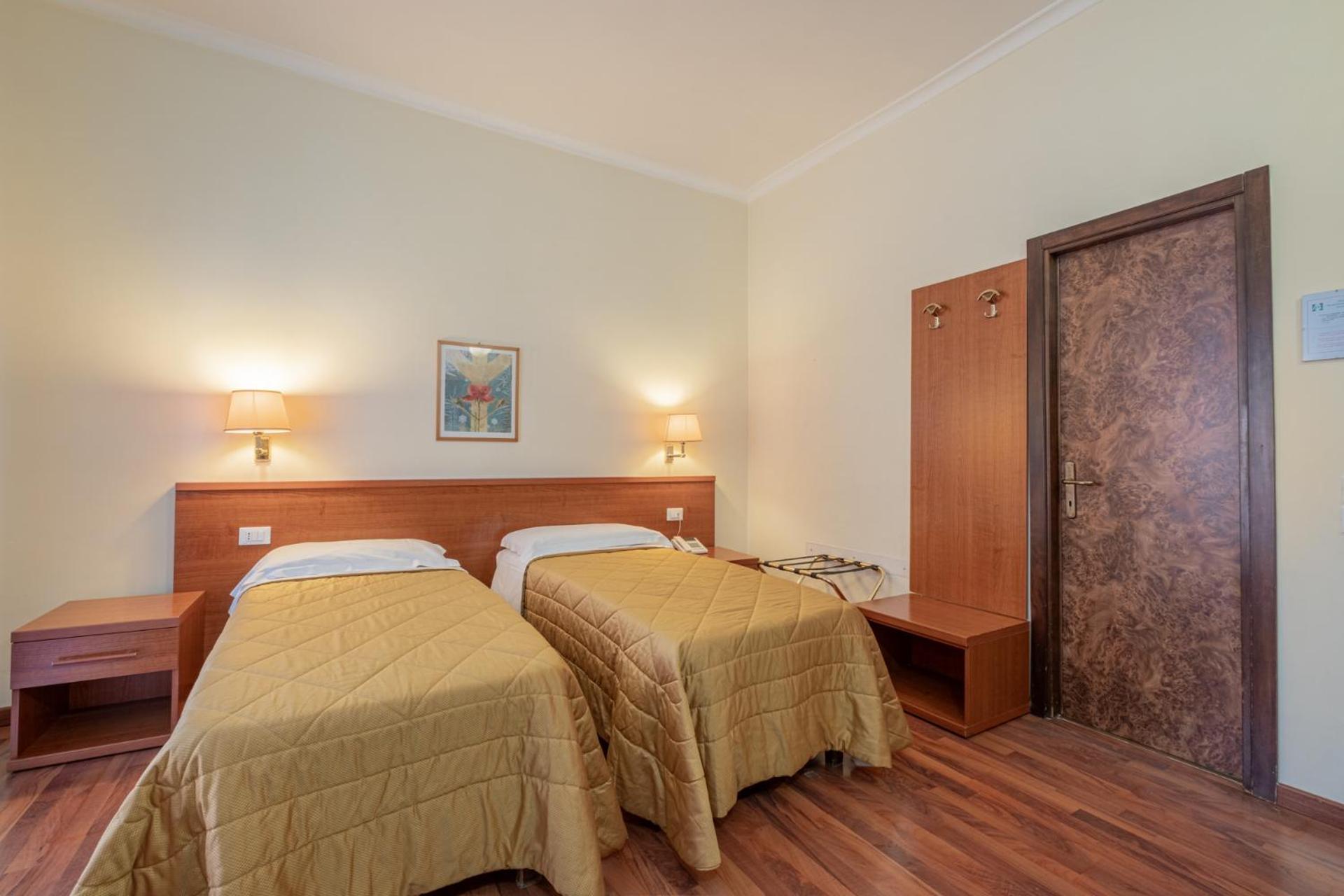 Monte 3* Roma