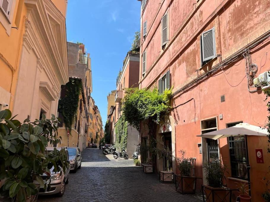 Appartamento Ladolcevita - The Heart Of At Your Fingertips Roma