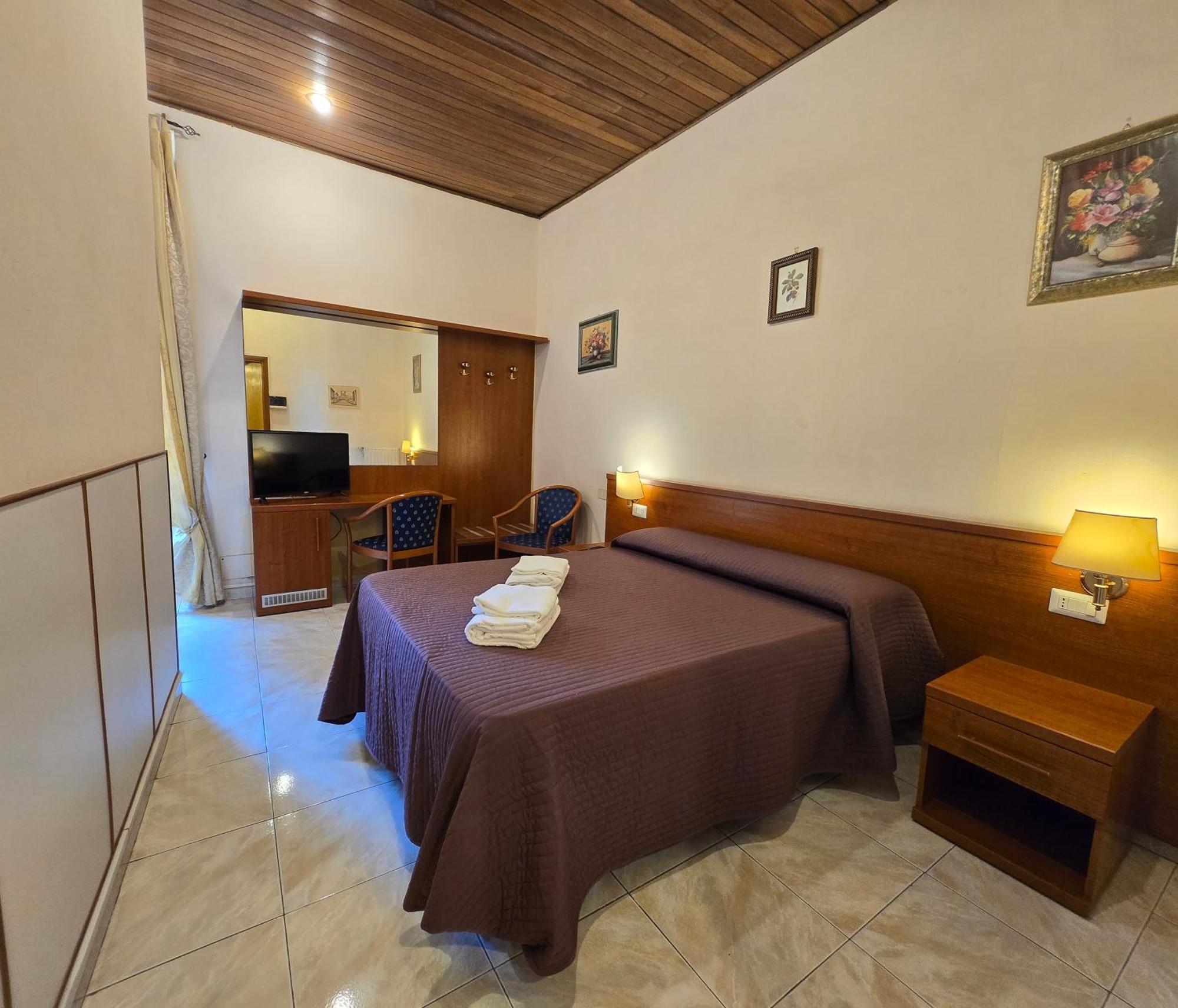 Azzurra Hotel 2*