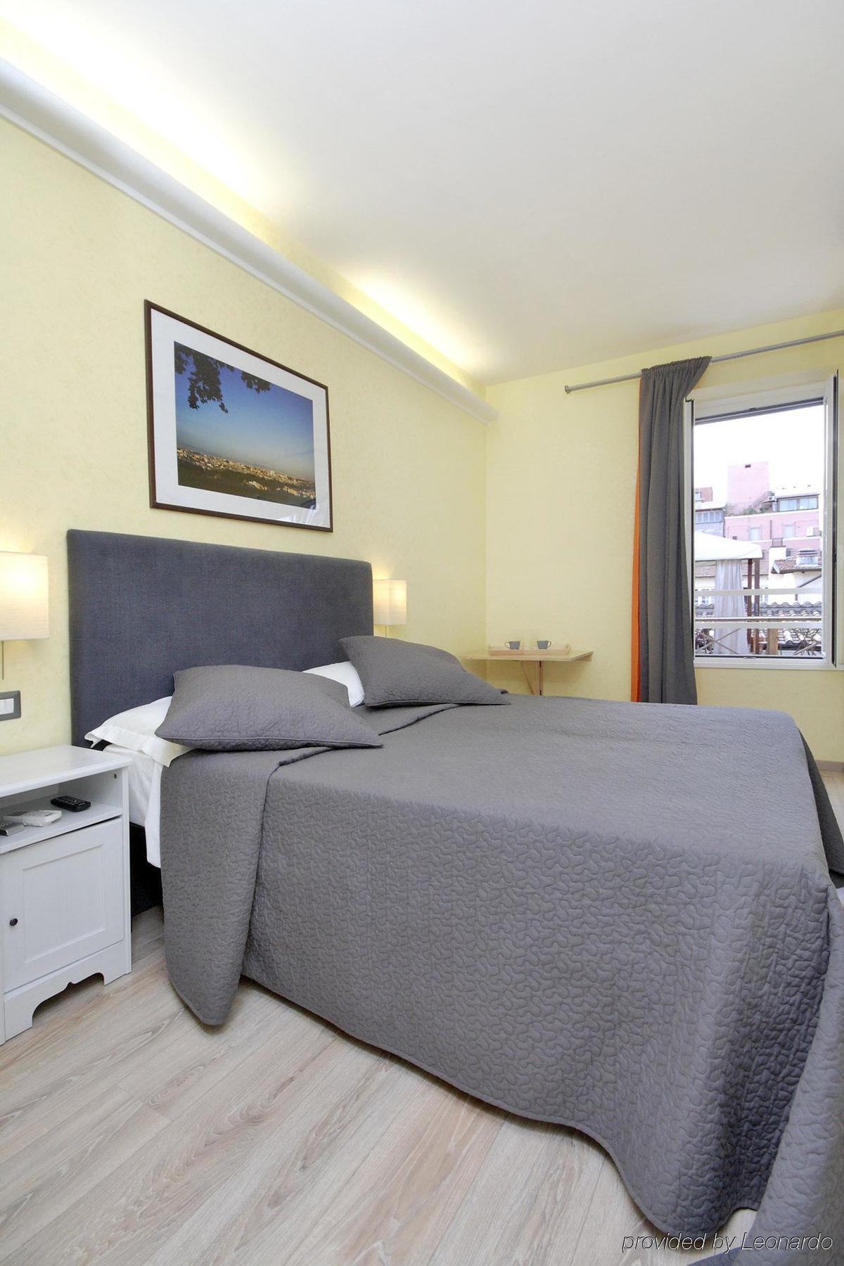 Daplace - Hqh Colosseo 2*