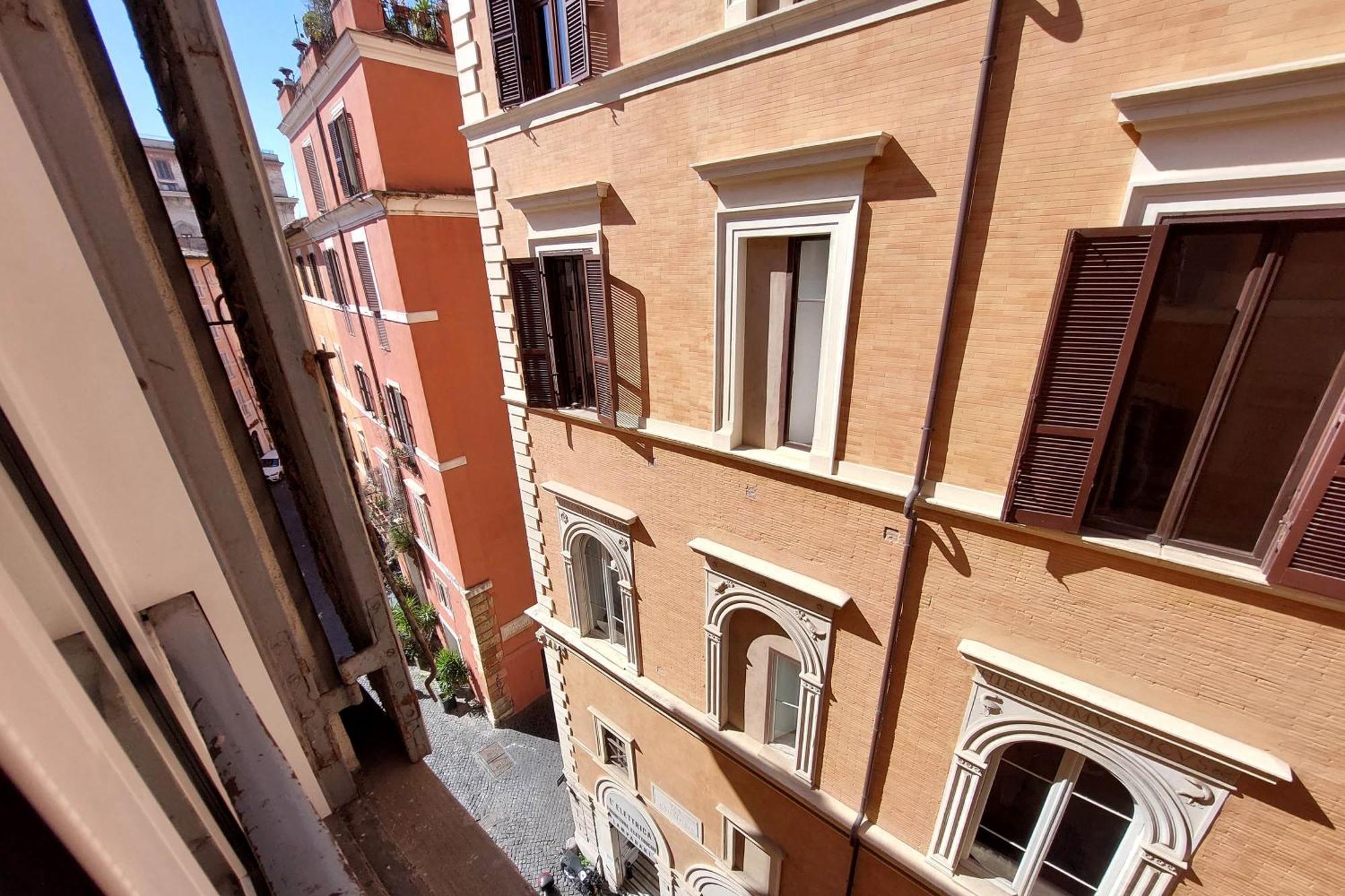 Dainty Paradiso Near Piazza Navona Roma
