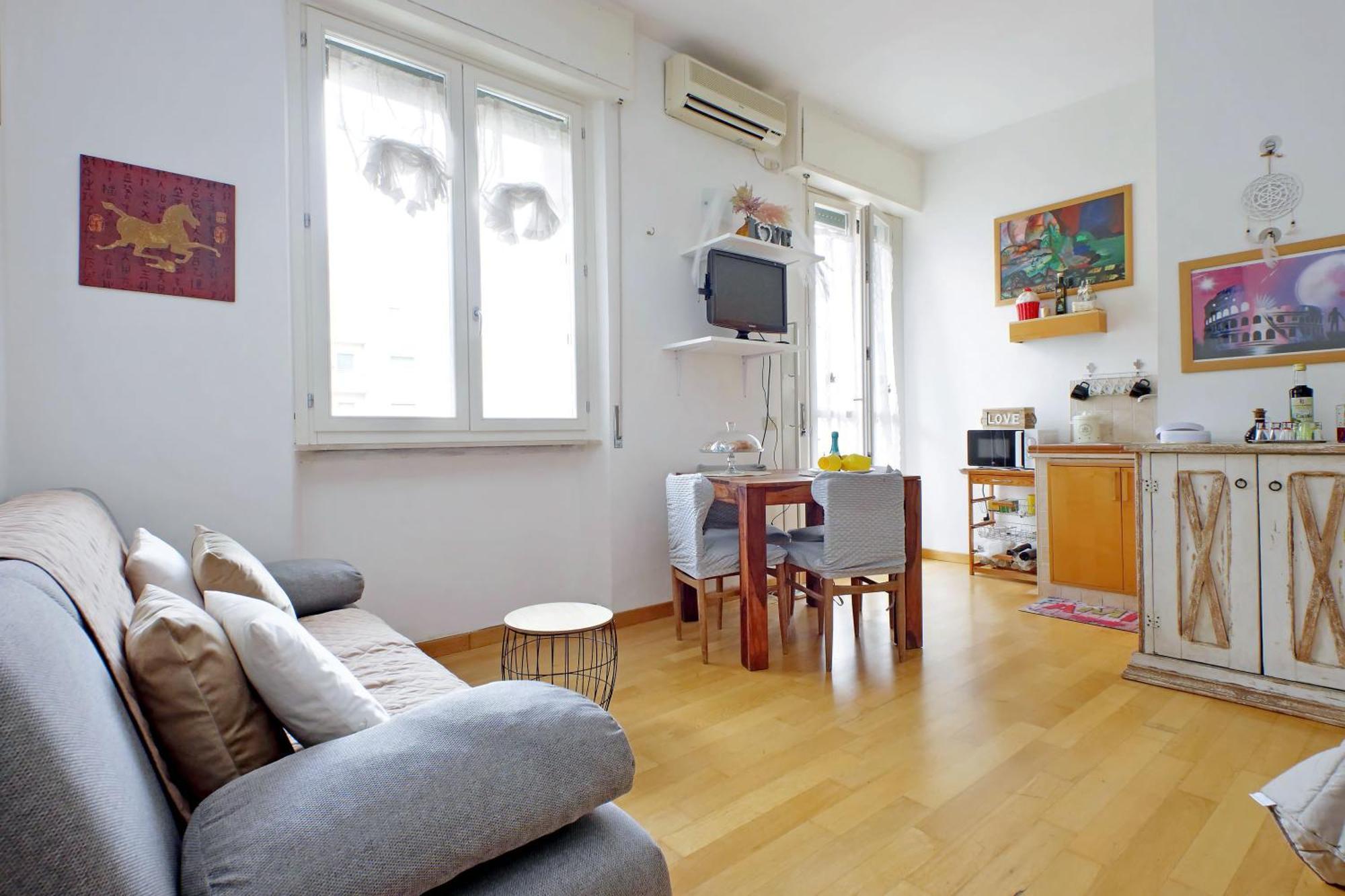 Apartment Magenta Deluxe Silveri *