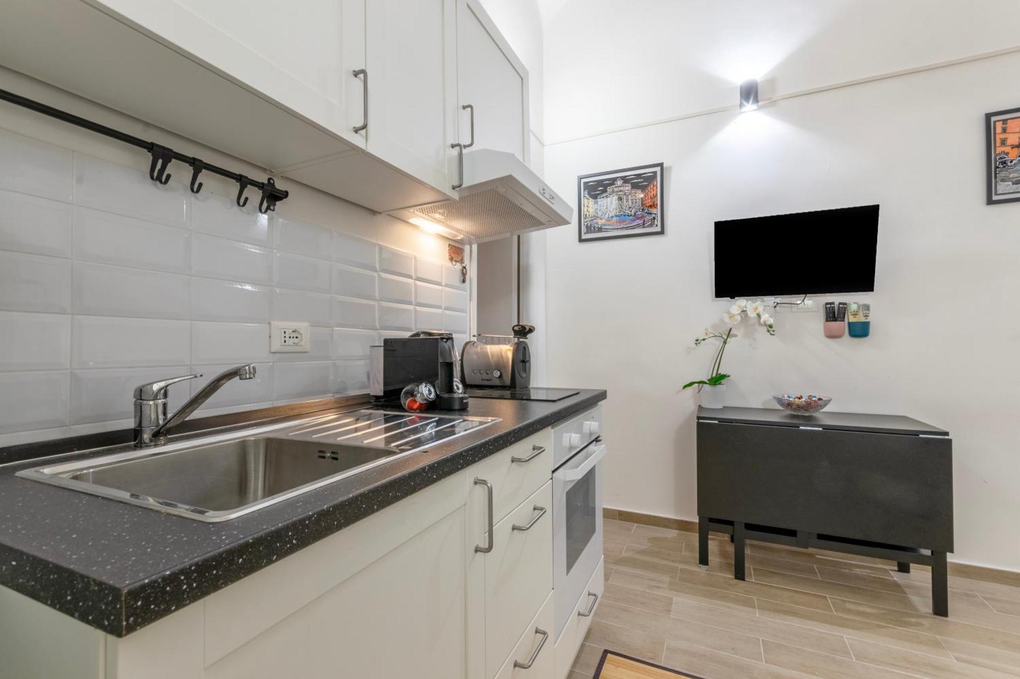 Apartment Marcantonio Colonna - Loft X5 Persone, Wi-fi, Aria Condizionata Nelle Camere, Parcheggio Privato, Metro A Lepanto 800mt Da Vaticano