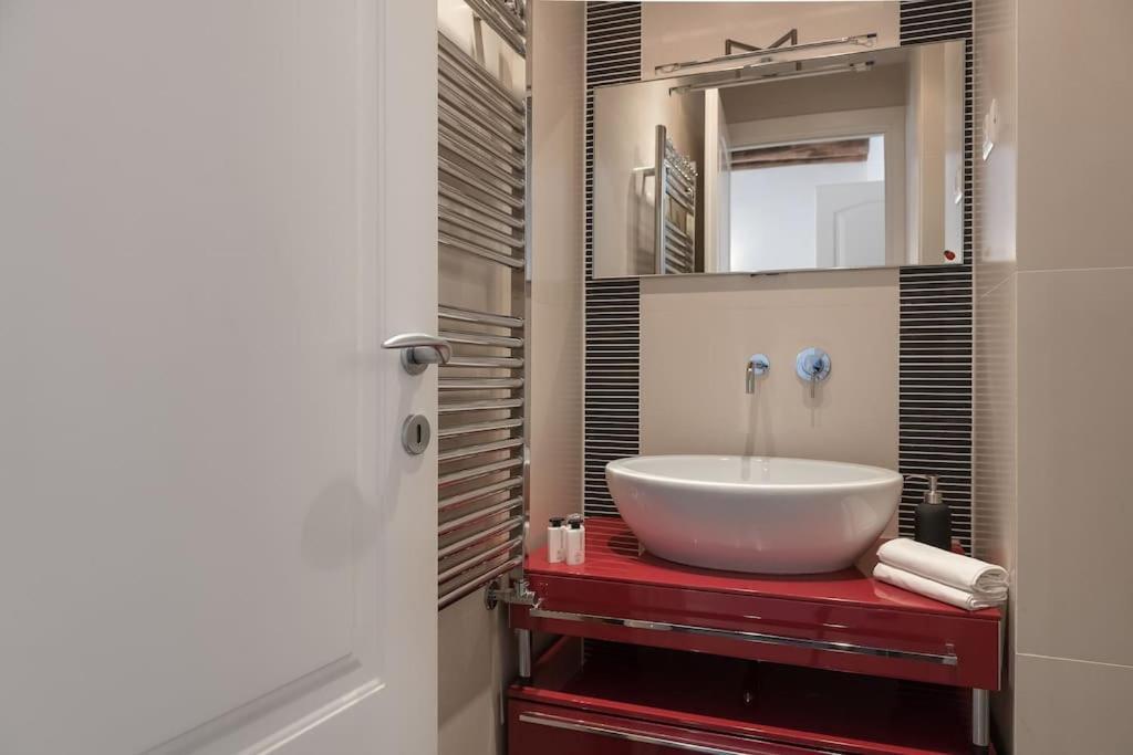 New! Design 2 Min From Spanish Steps Appartamento