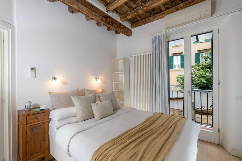 New! Design 2 Min From Spanish Steps *