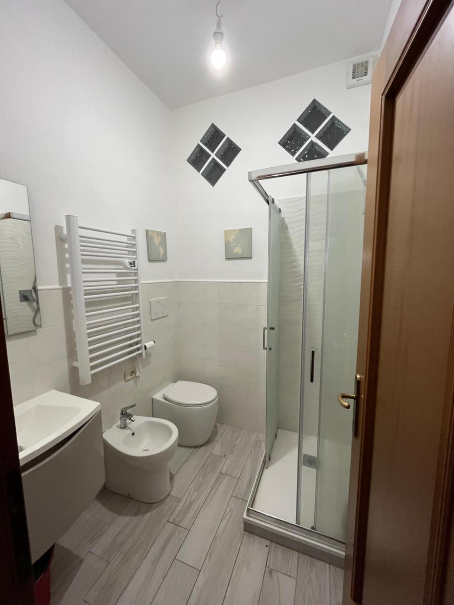 Apartamento Quiet Appartament Near The Metro *
