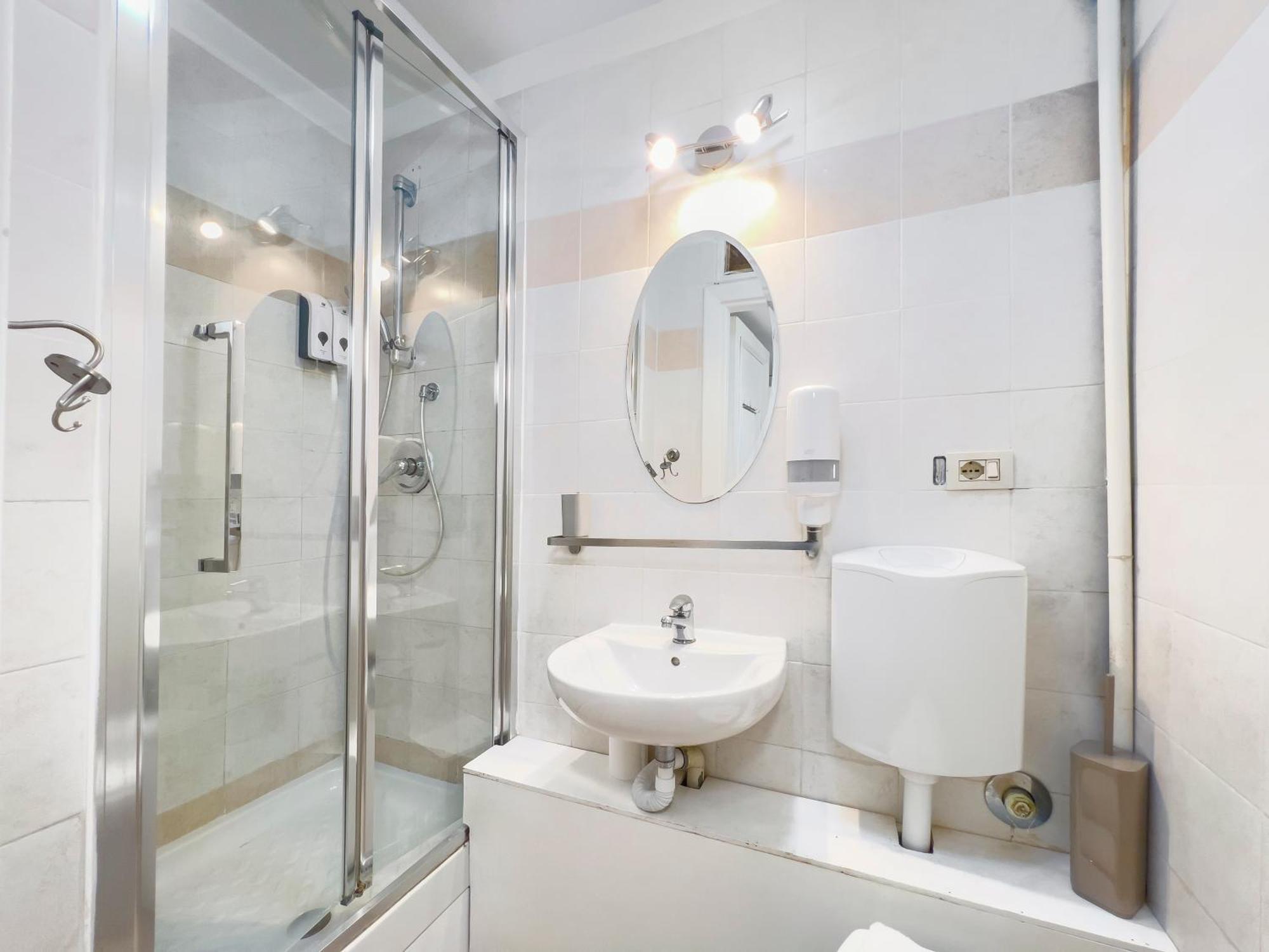 MJ Roma San Pietro Guesthouse