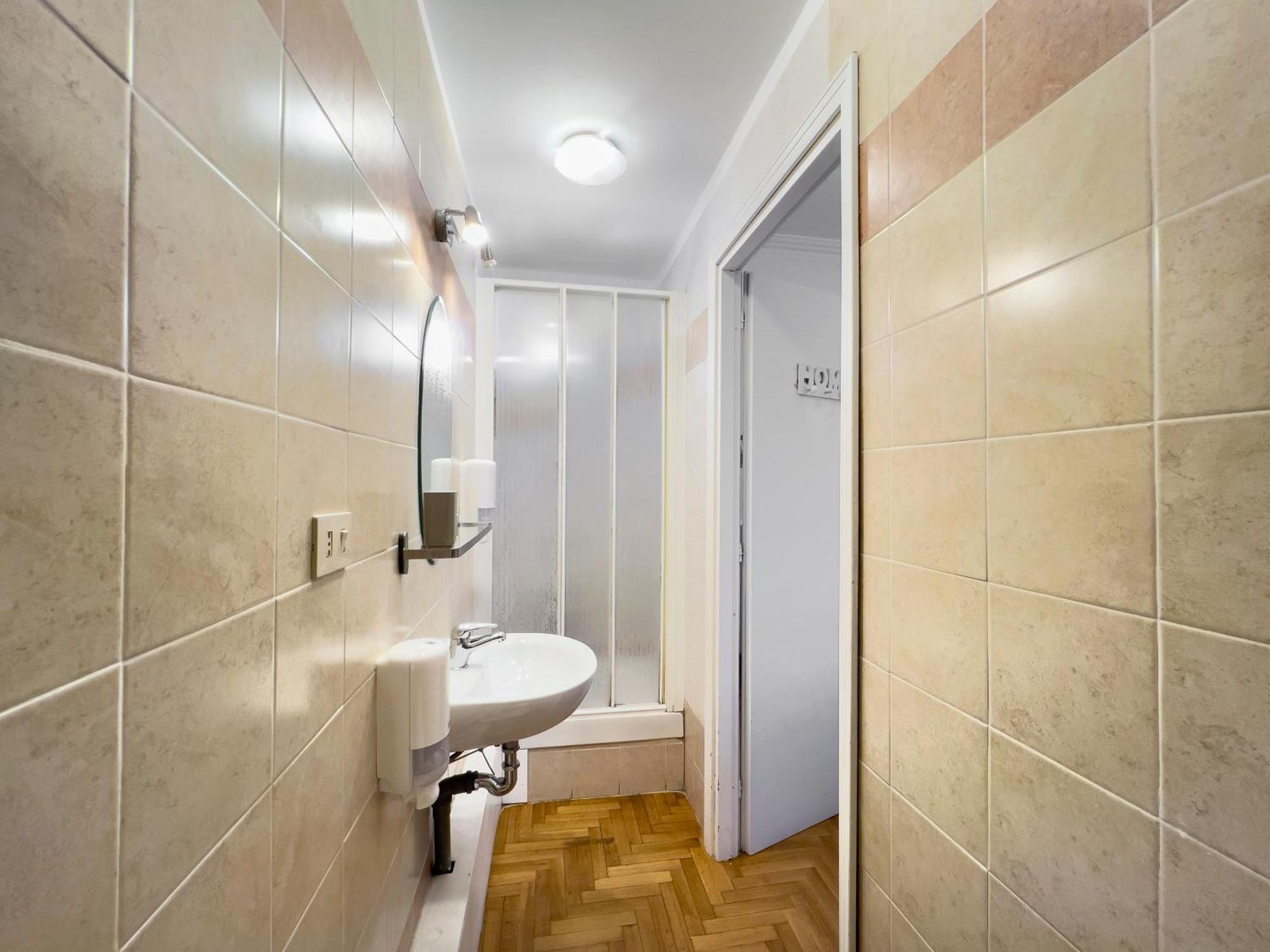 MJ Roma San Pietro Guesthouse
