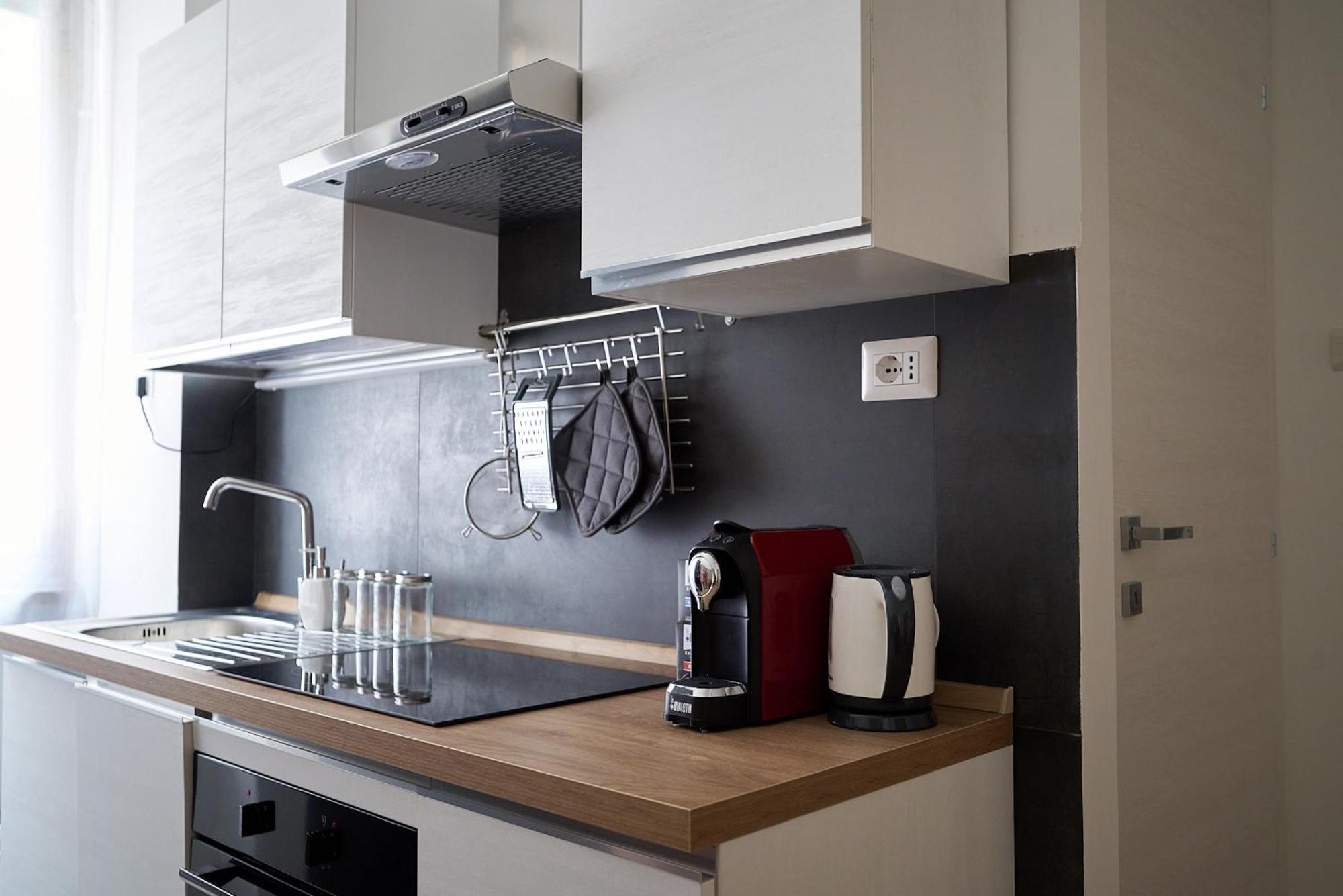 Brandnew Luxury House Near Metro Station Roma