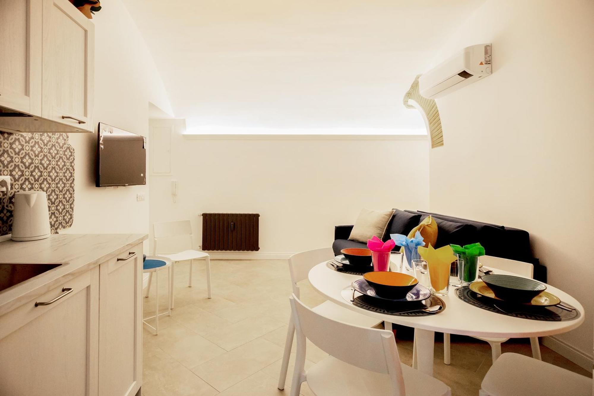 Live - Chez Le Roi Luxury Apartment *
