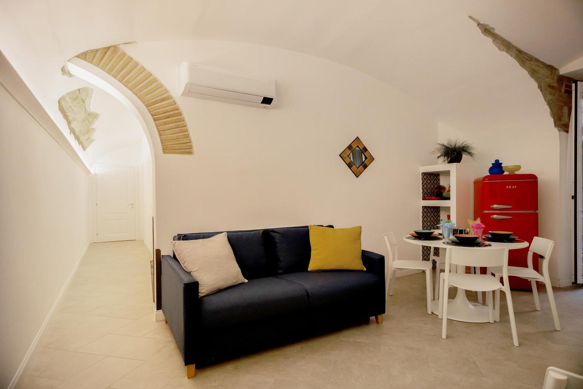 Live - Chez Le Roi Luxury Rome
