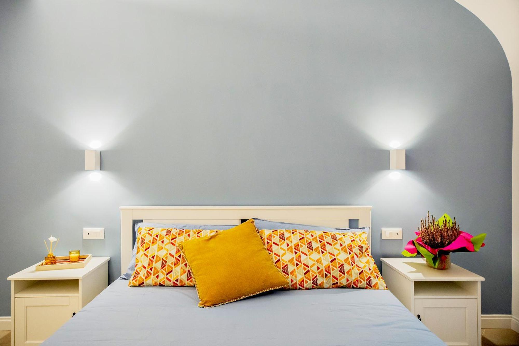 Live - Chez Le Roi Luxury