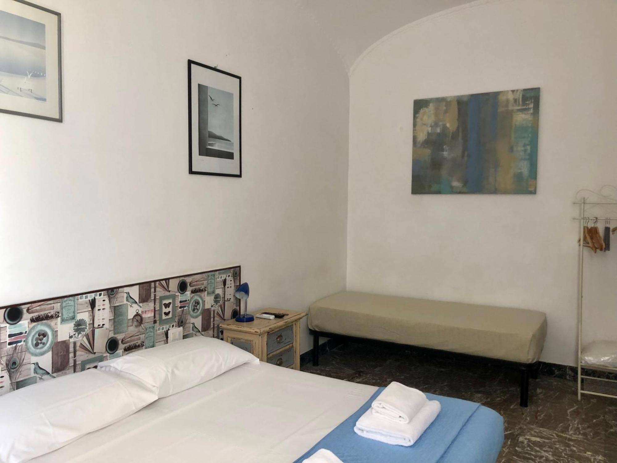 Silton's Pensión Roma