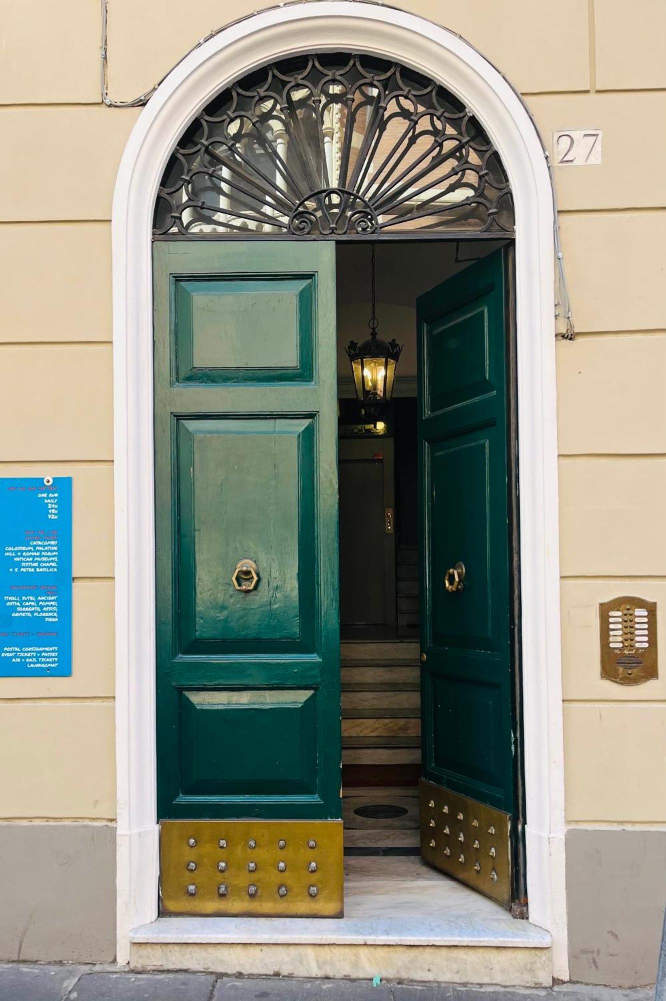 Apartamento Via Napoli Roma