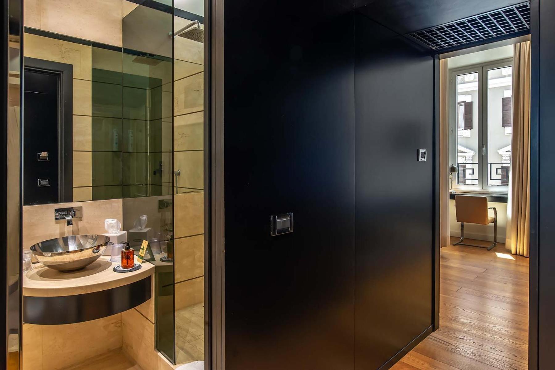 Isa Hotel 4*