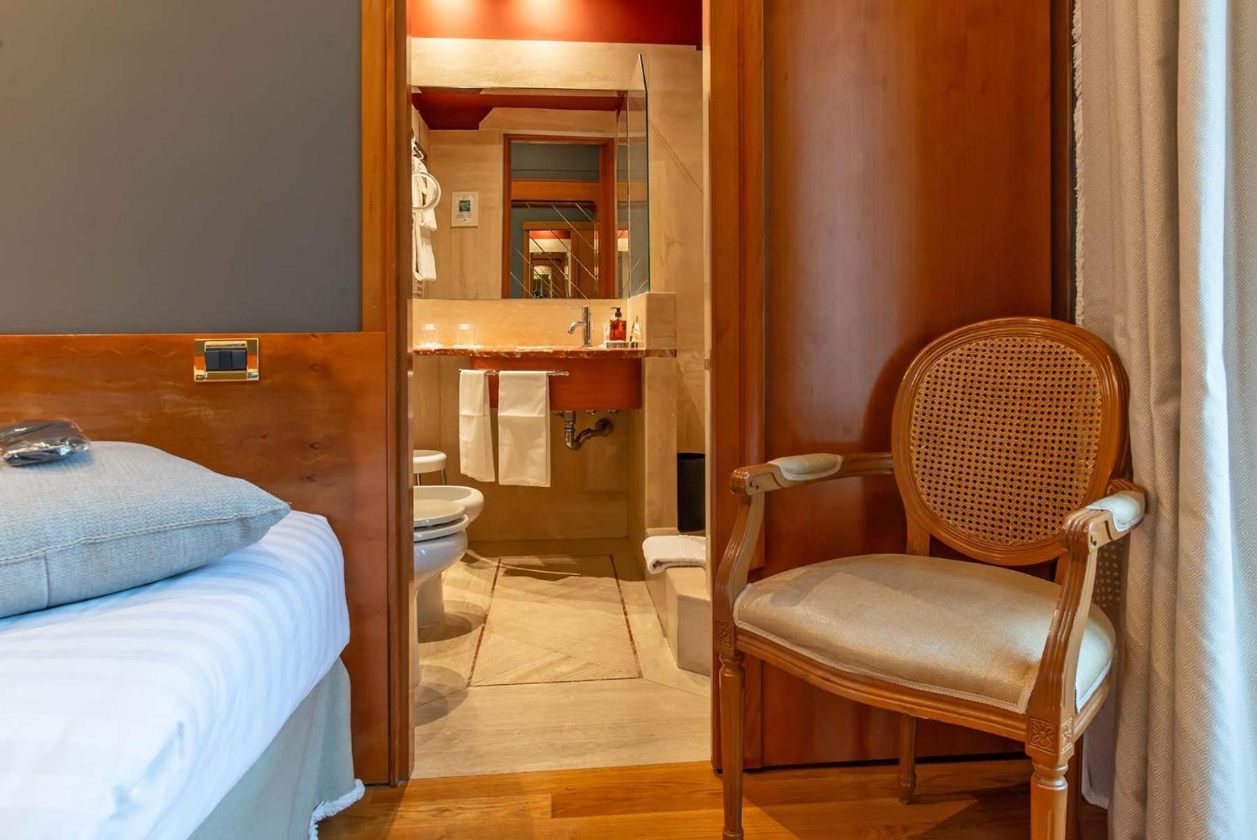 Isa Hotel 4*