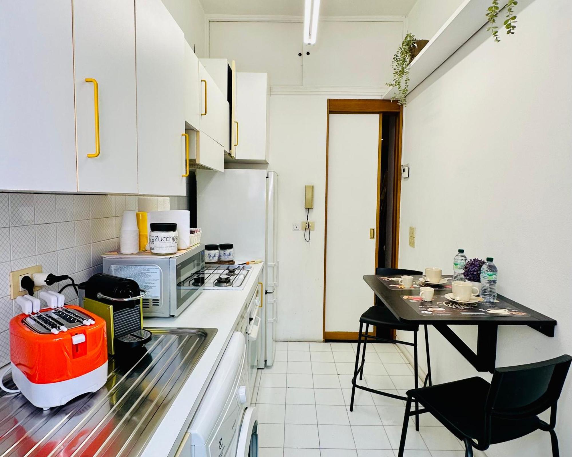 La Casa Di Bubi - 3 Minuti A Piedi Metro Libia Appartamento
