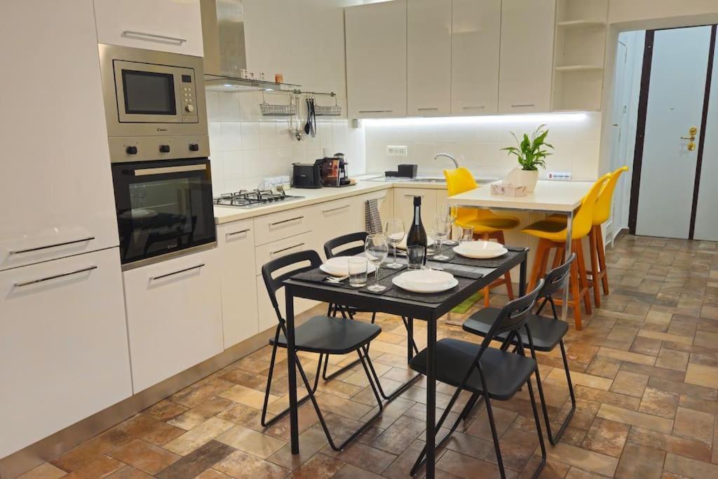 Cozy Modern With Terrace - Pantheon Apartamento