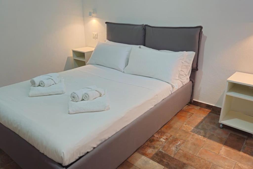Cozy Modern With Terrace - Pantheon Apartamento