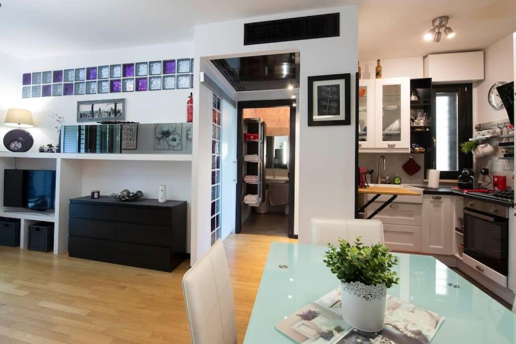 Grazioso Immerso Nel Apartment Rom