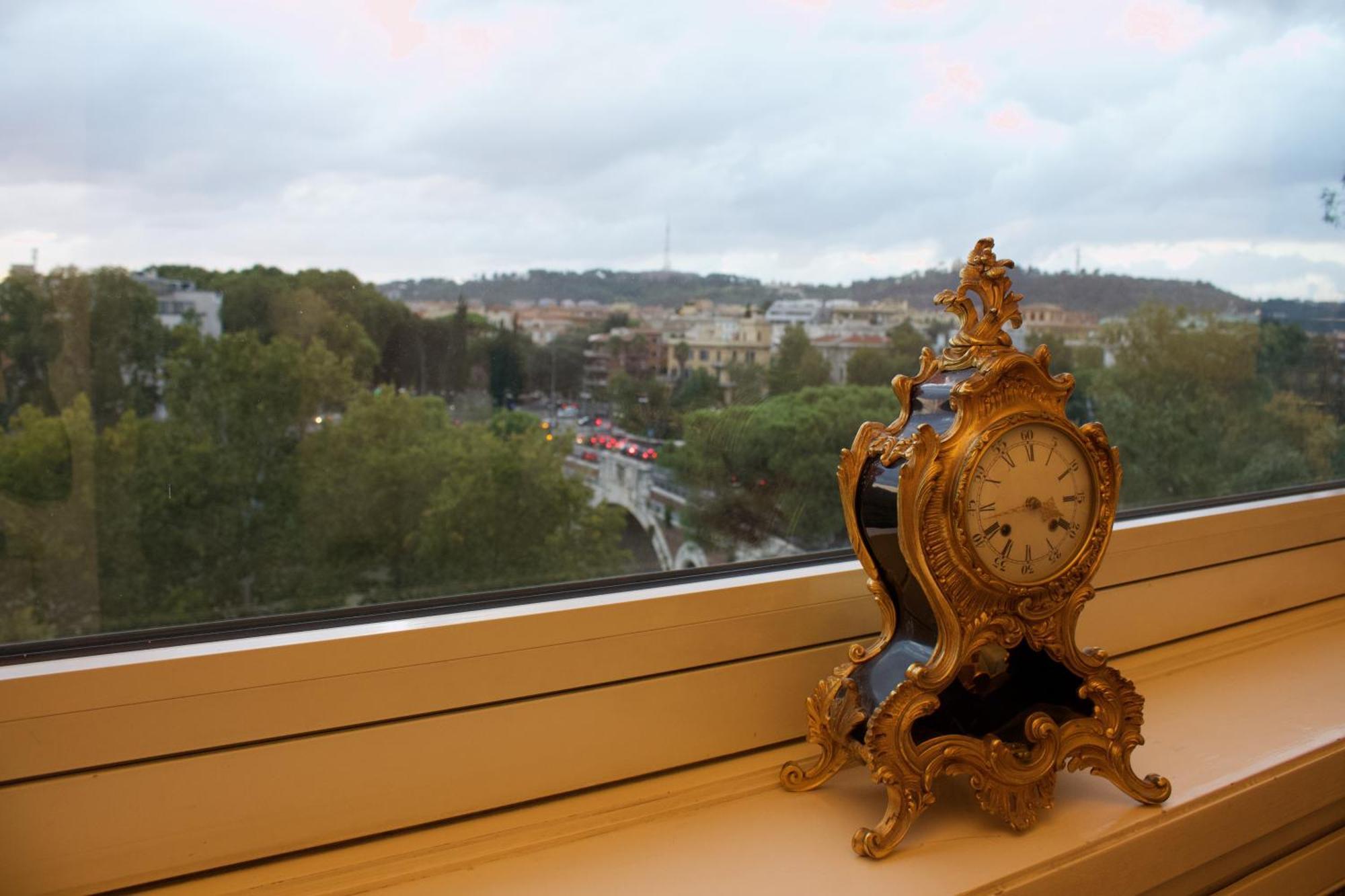 Terrazza Urania - Penthouse Terrace With 360 View Of * Rom