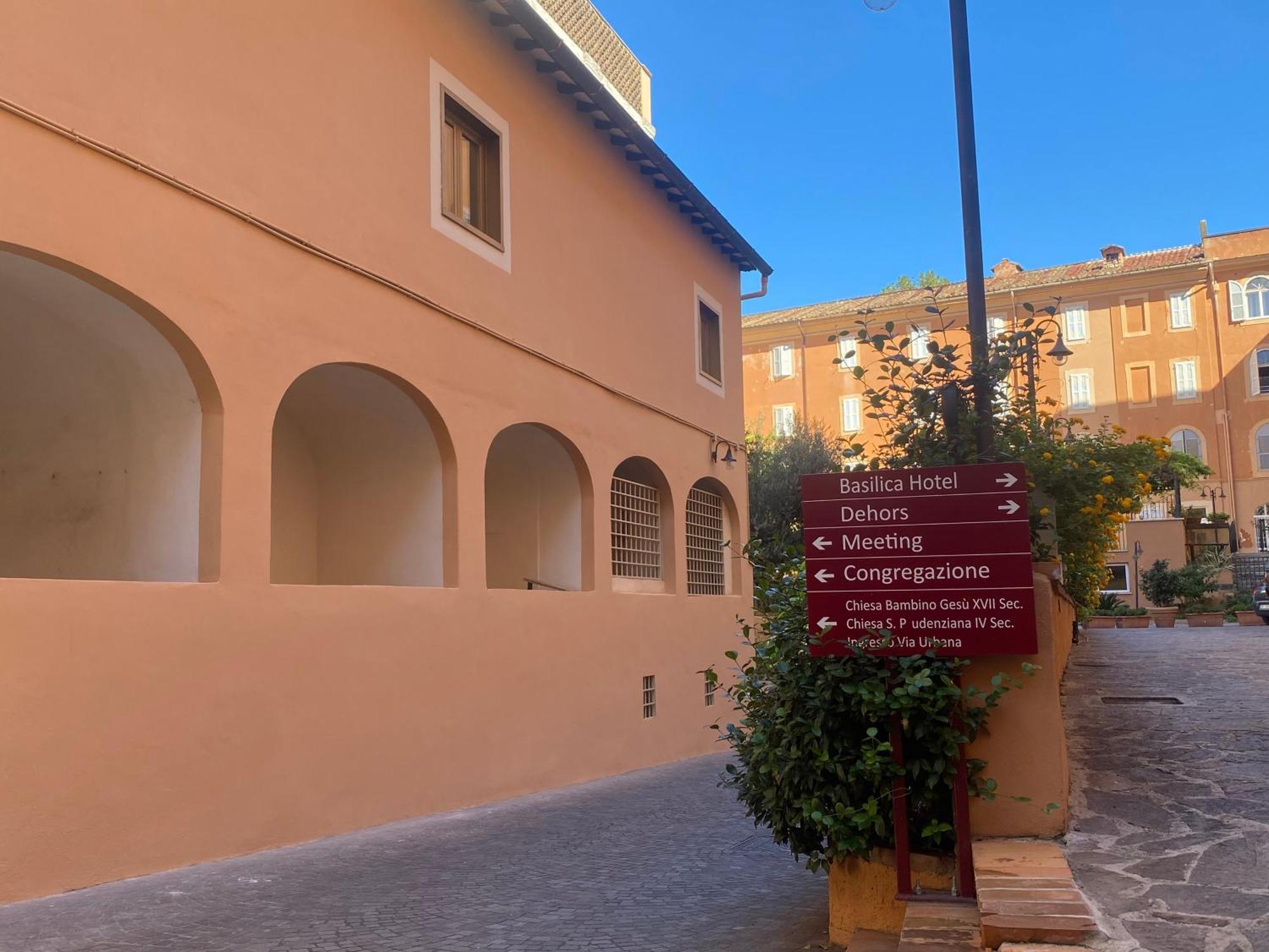 Hotel Basilica 3*