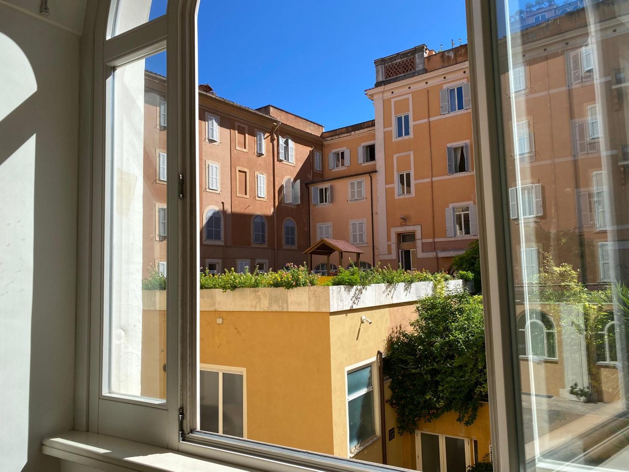 Basilica Hotel 3*