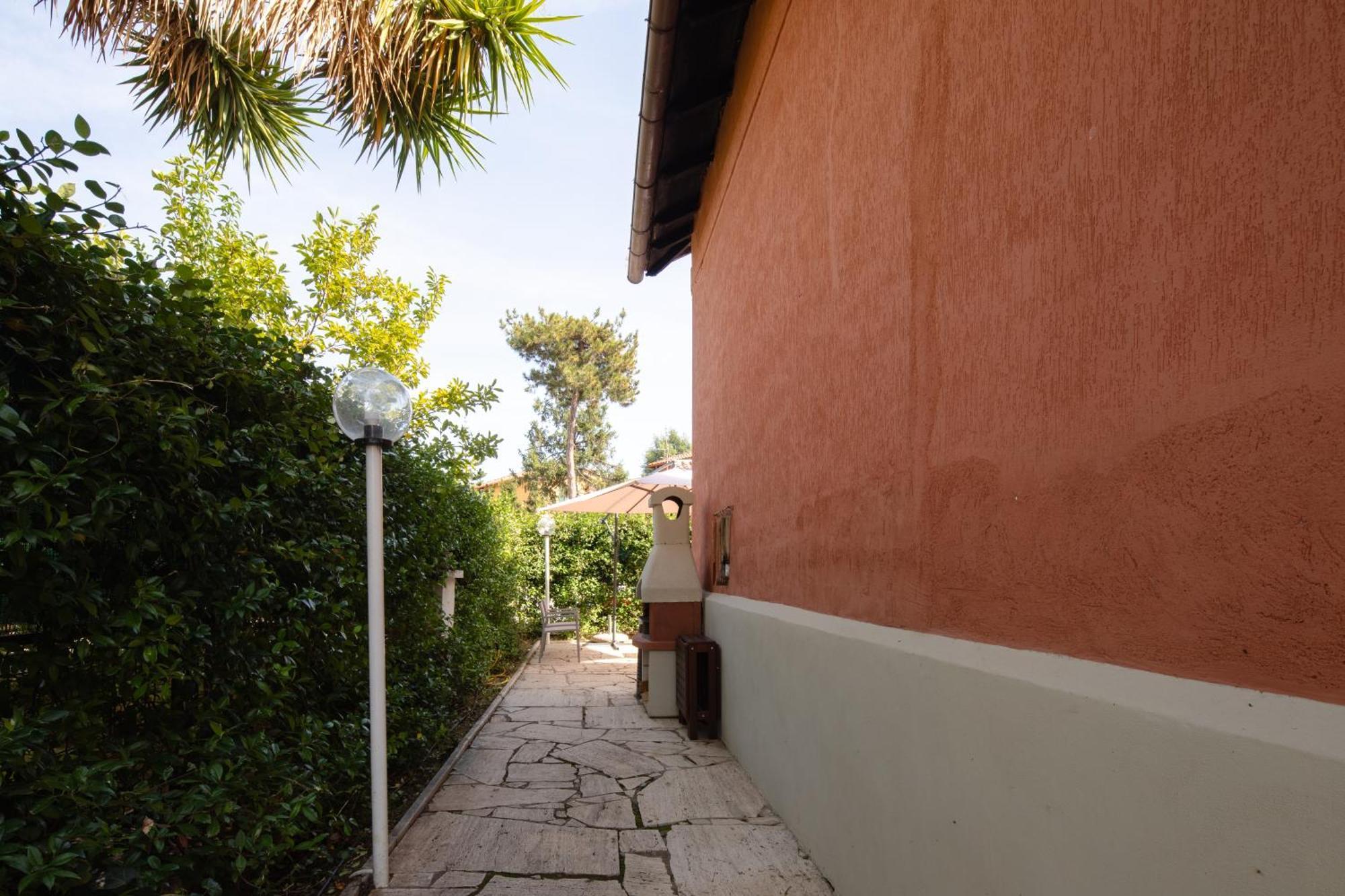 Agostina Villa Roma