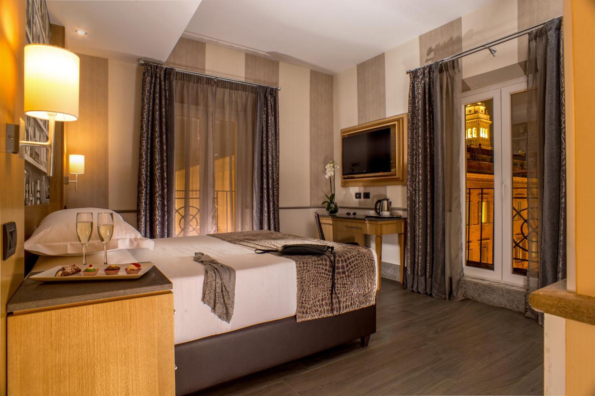 Royal Court Hotell