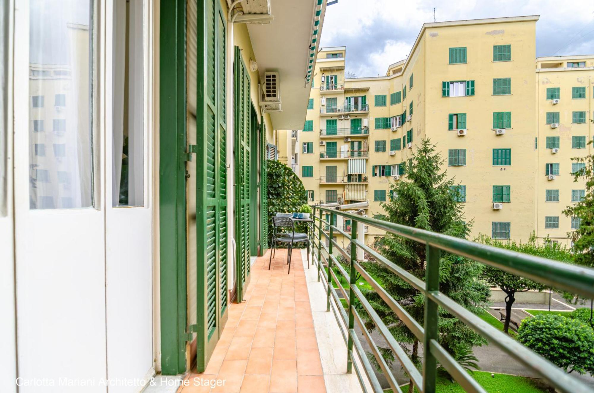Pineto Garden View Vicino Metro C Apartamento