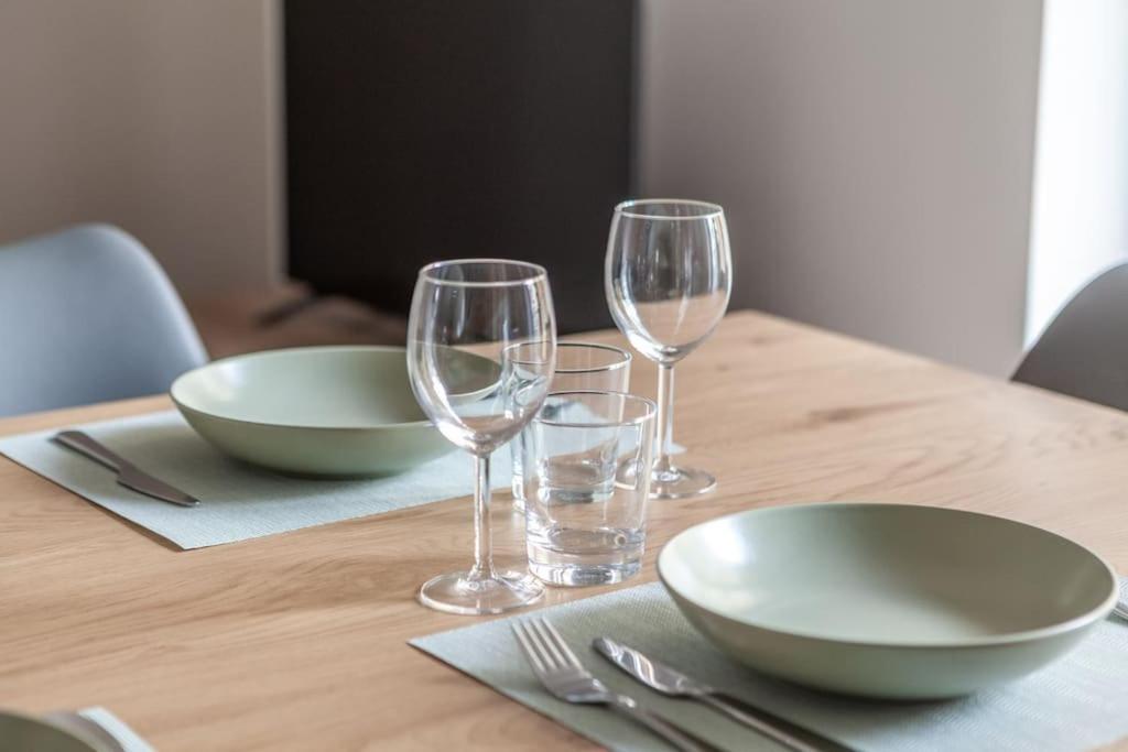 Domus 124, Elegant Comfort With Parking Appartamento *