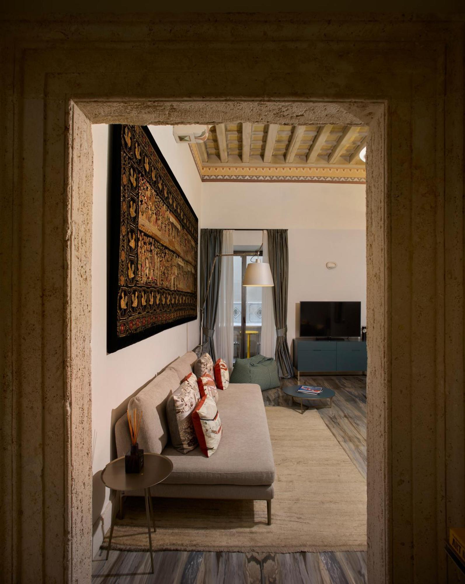 Palazzo Delle Pietre - Luxury Aparthotel Roma