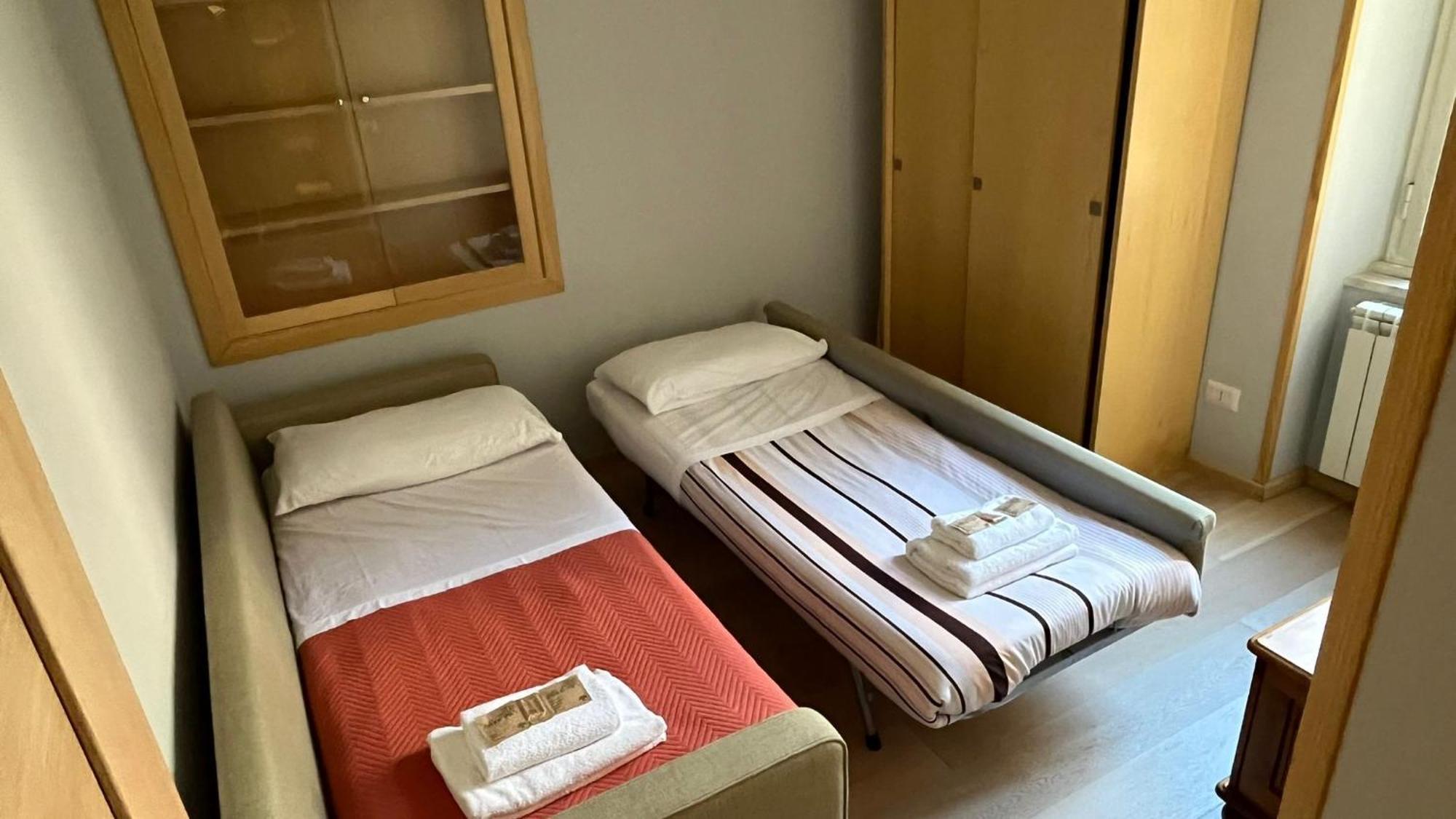 Apartment Flat 75 Sqm Sleeps 4 Popehs Rom