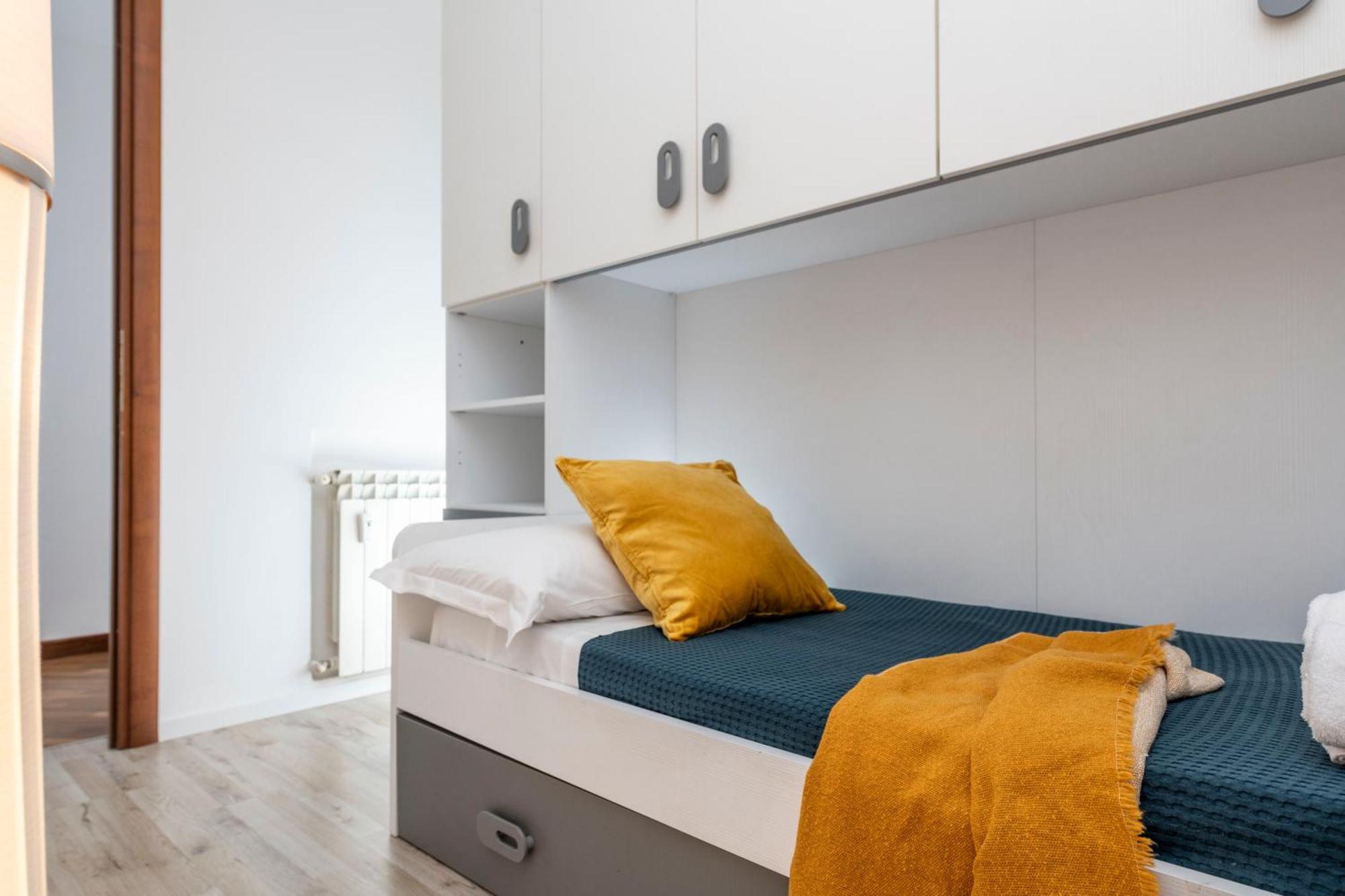 Skyview Apartment Rom