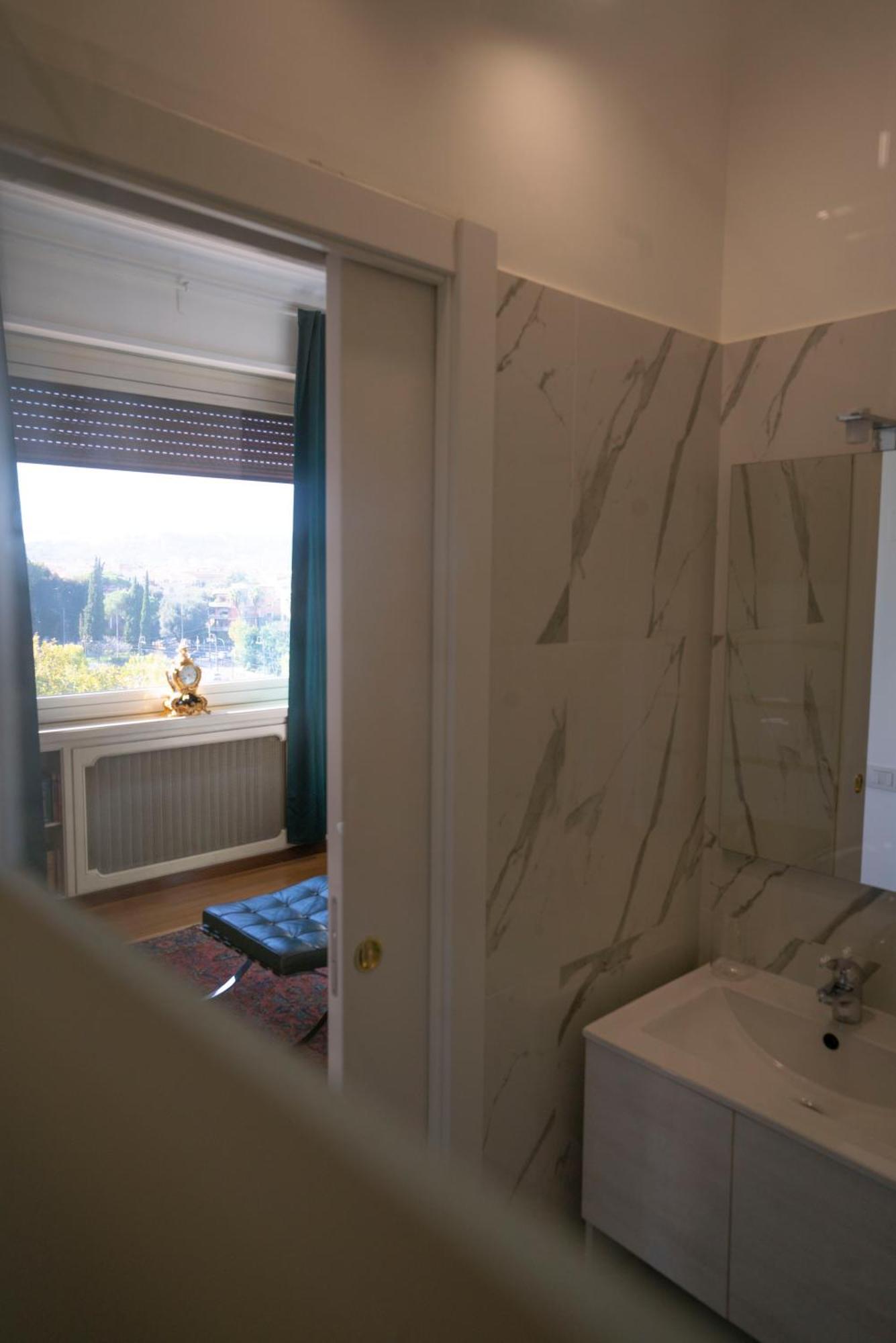 Terrazza Urania - Penthouse Terrace With 360 View Of Frühstückspension Rom