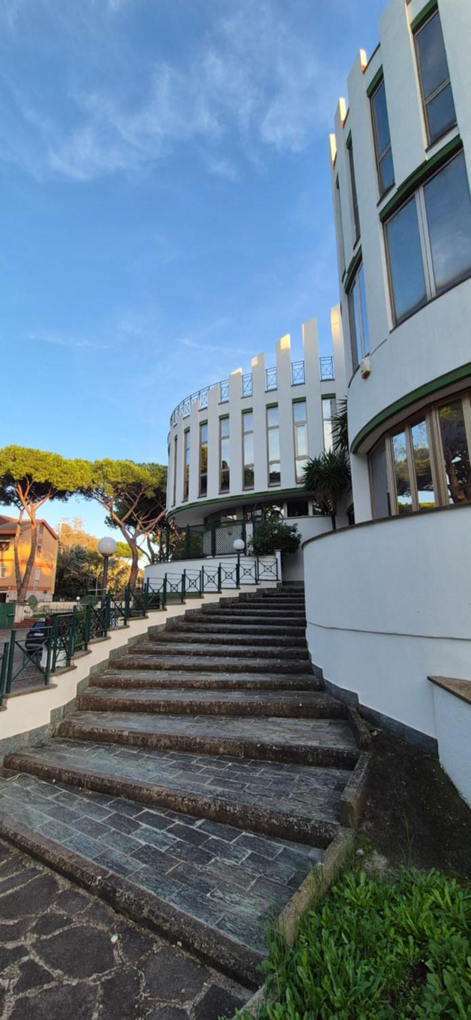 Guru Mostacciano Roma