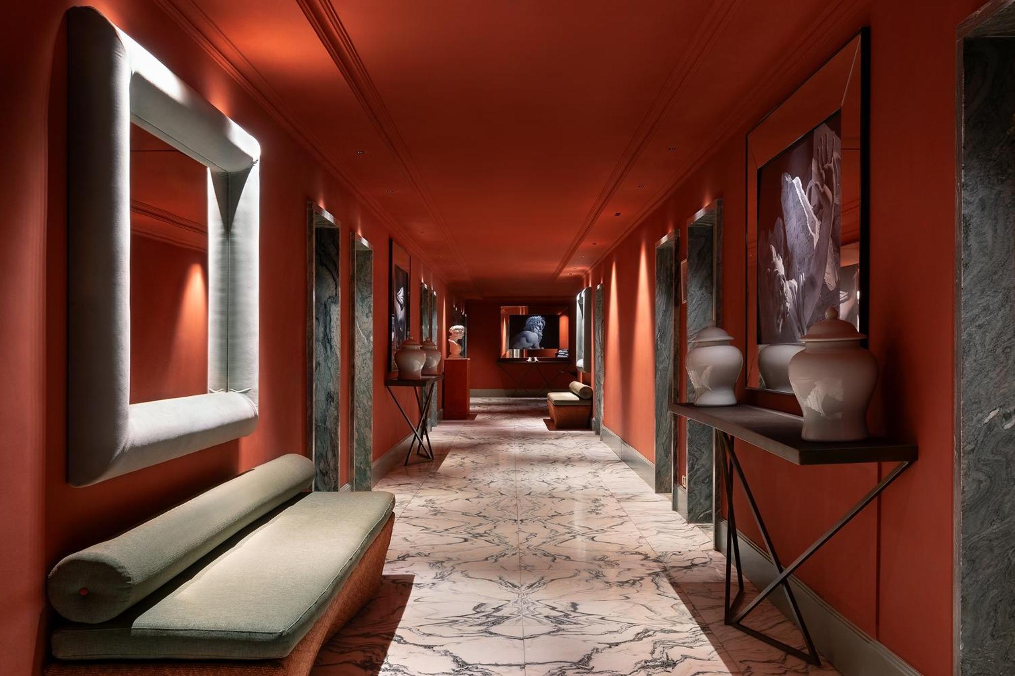 Sina Bernini Bristol, Autograph Collection 5*