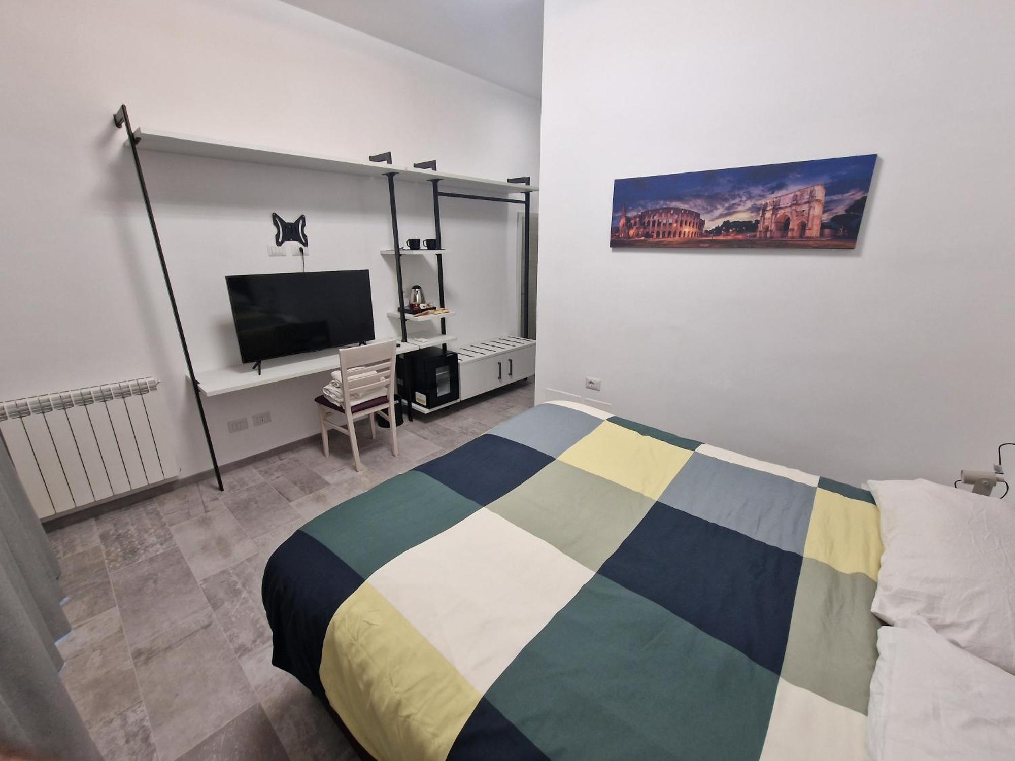 Relux Pretoria Guest house *