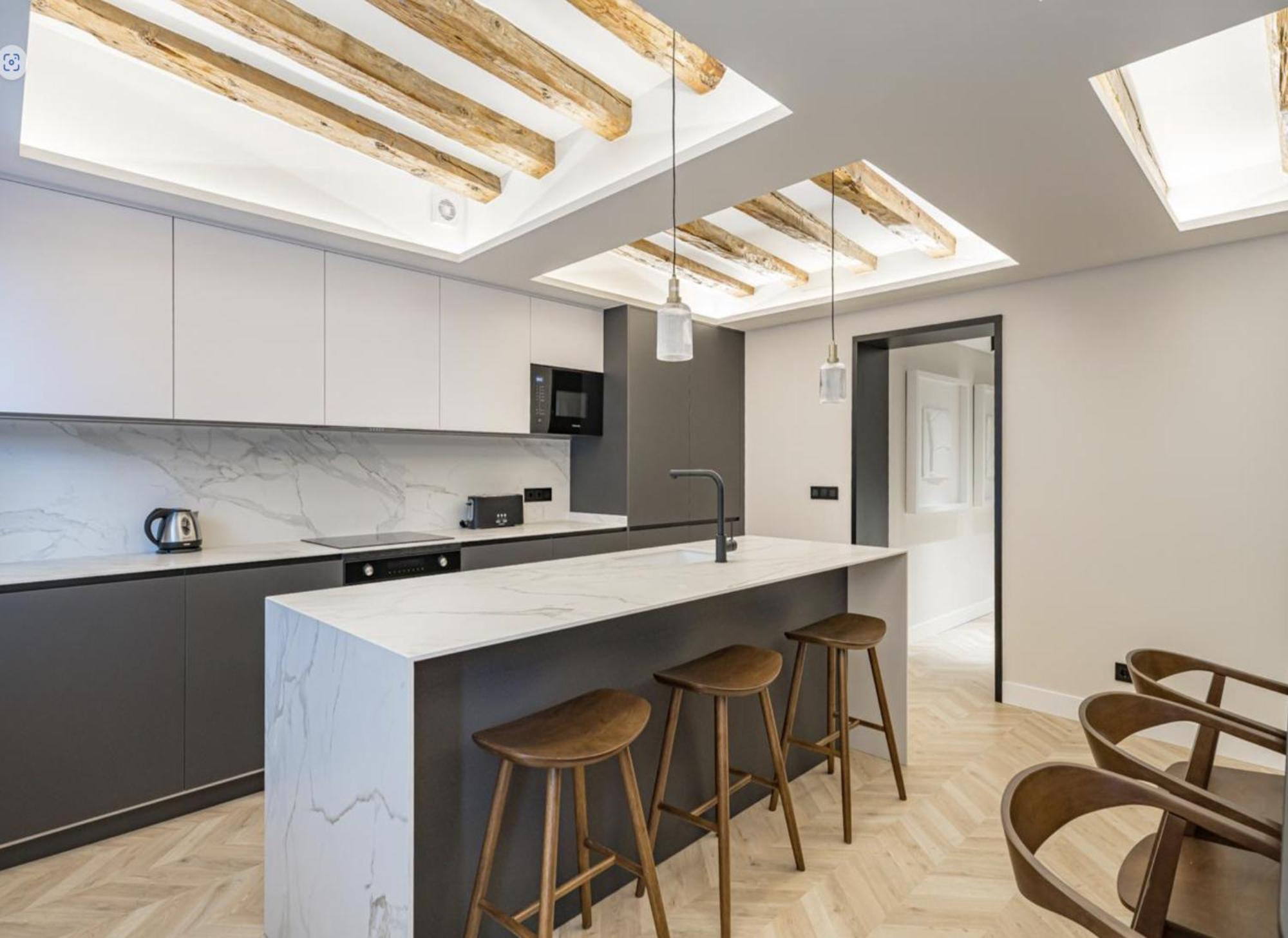 Cosy And Stylish In A Lively Area Of *