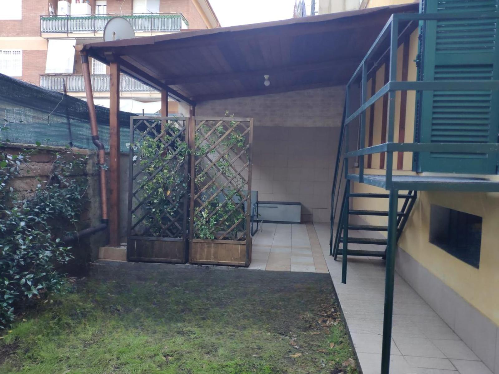 Deluxe With Private Kitchen And Garden - Close To Metro C Casa de hóspedes Roma