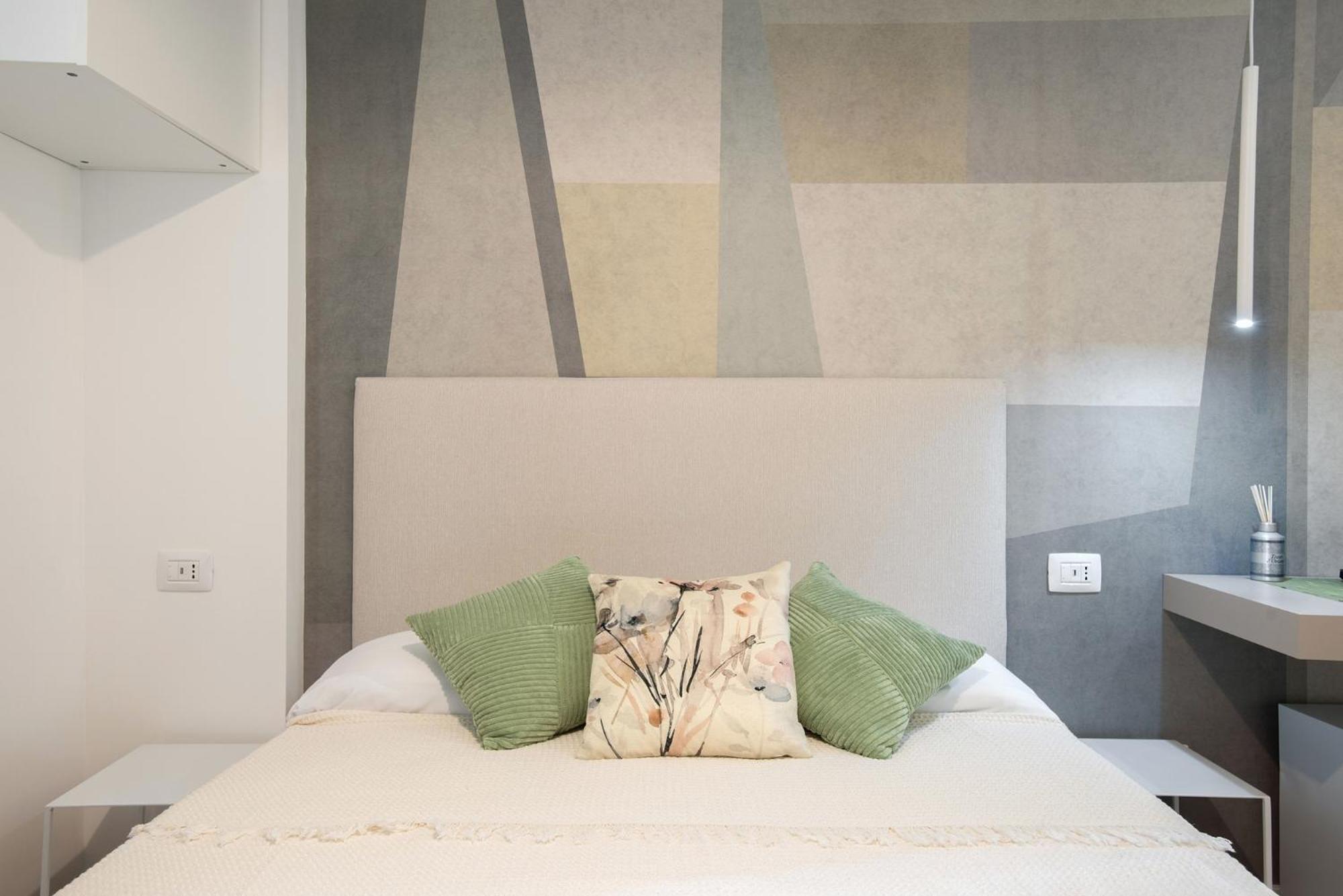 Venus Allbnb Guest house *