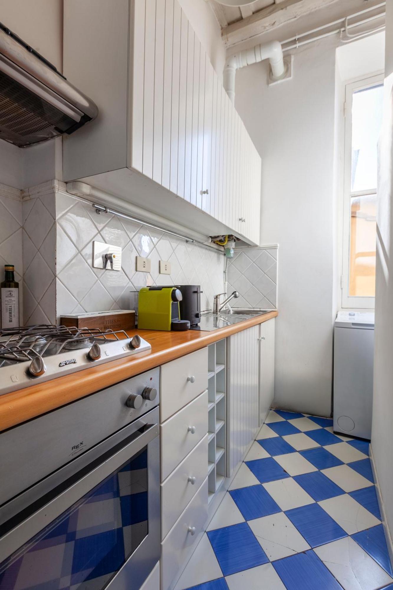 Spanish Steps Charming Apartment, New Opening * Roma