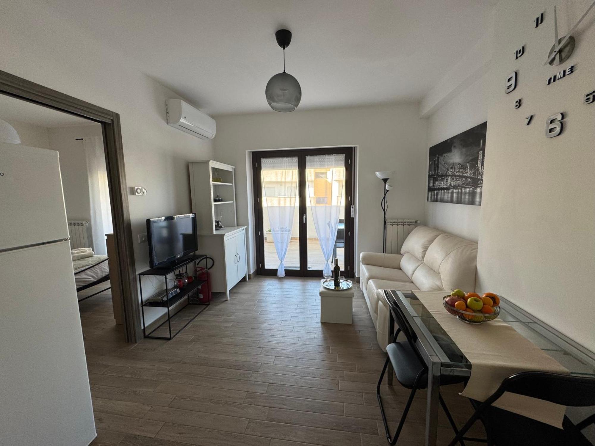 Apartamento Delizioso E Accogliente Attico *