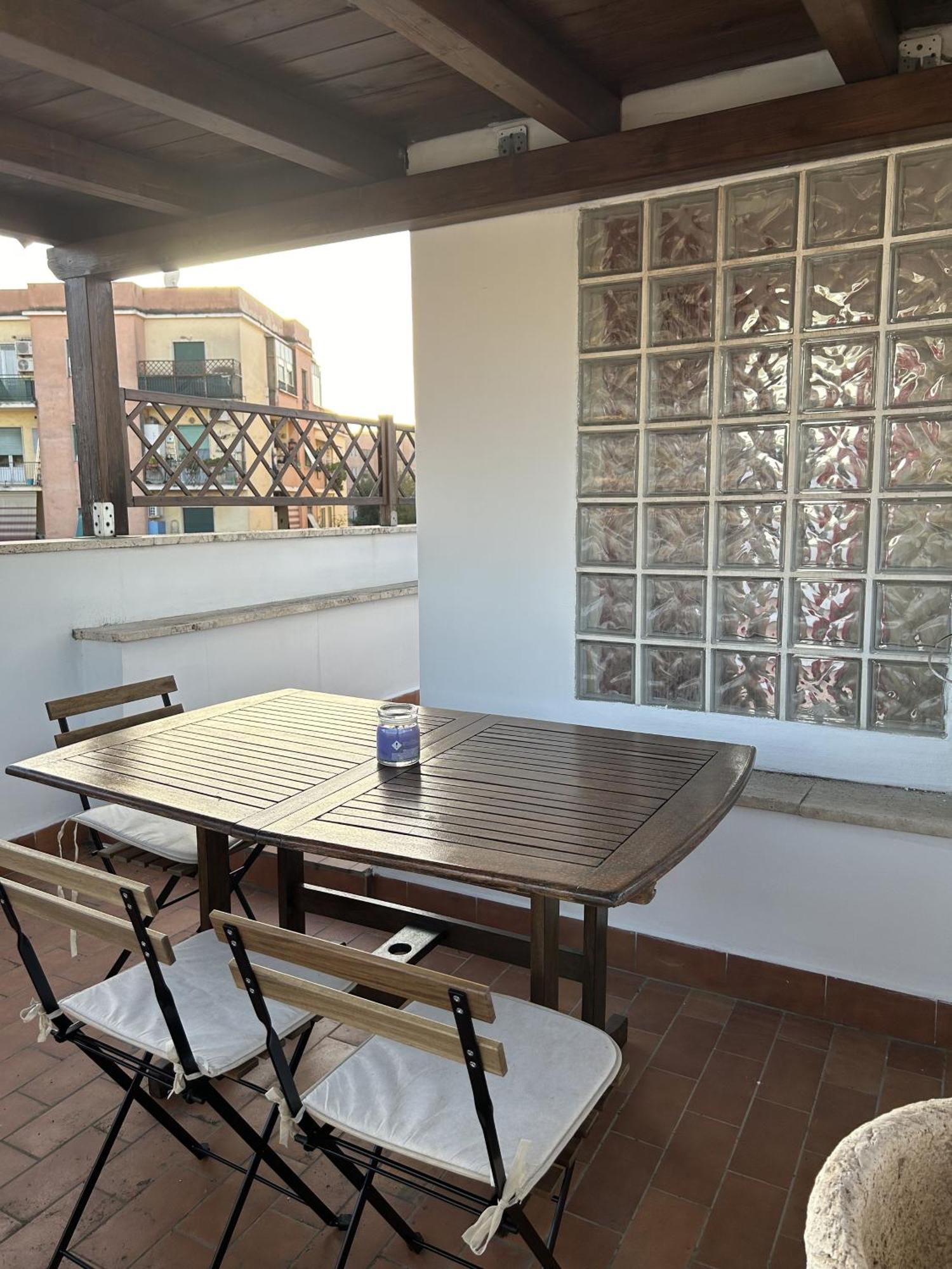 - Terrazza Dei Quintili Loft Roma